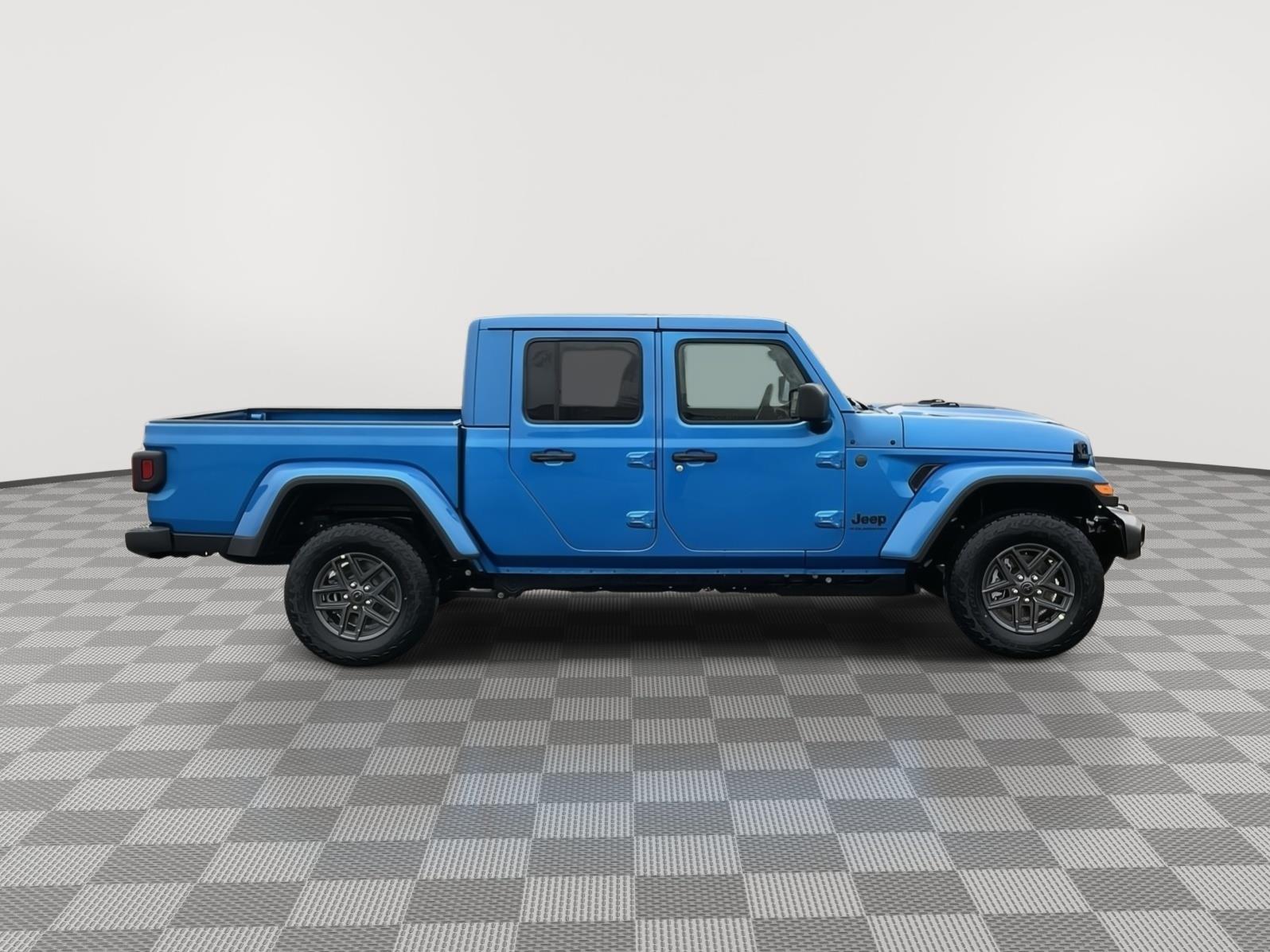 New 2026 Jeep Gladiator for sale in Grand Island NE