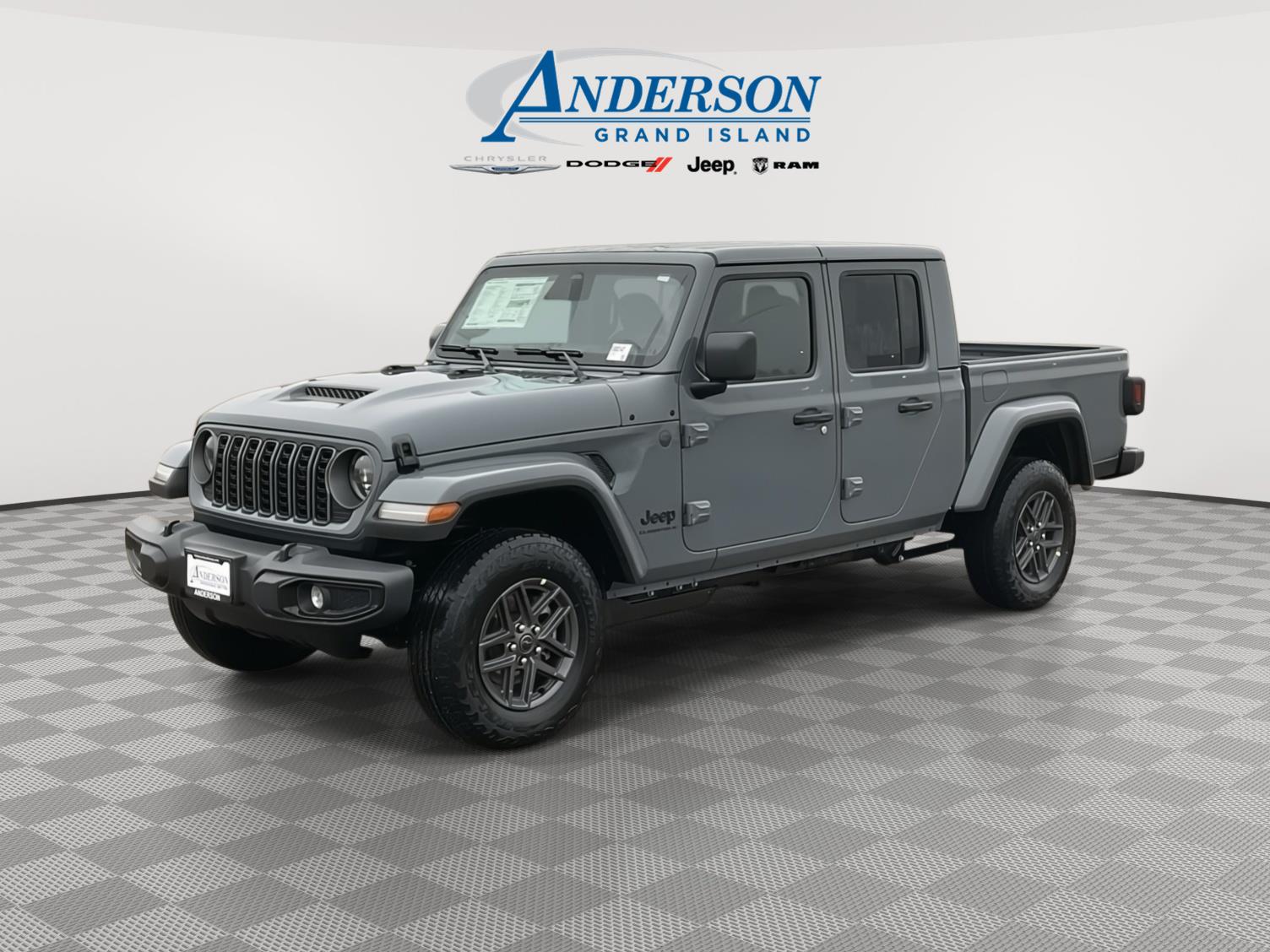 Anvil Clearcoat 2026 Jeep Gladiator Pickup Truck Four-Wheel Drive 8-Speed Automatic