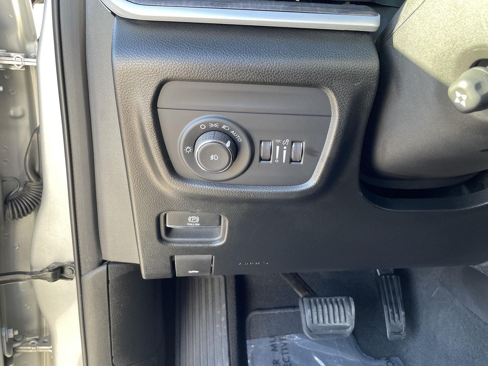 Used 2024 Jeep Grand Cherokee L for sale in Grand Island NE