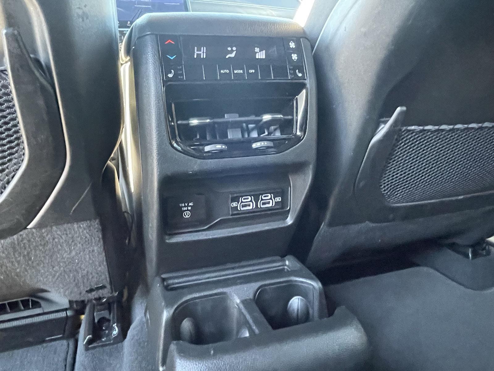 Used 2024 Jeep Grand Cherokee L for sale in Grand Island NE