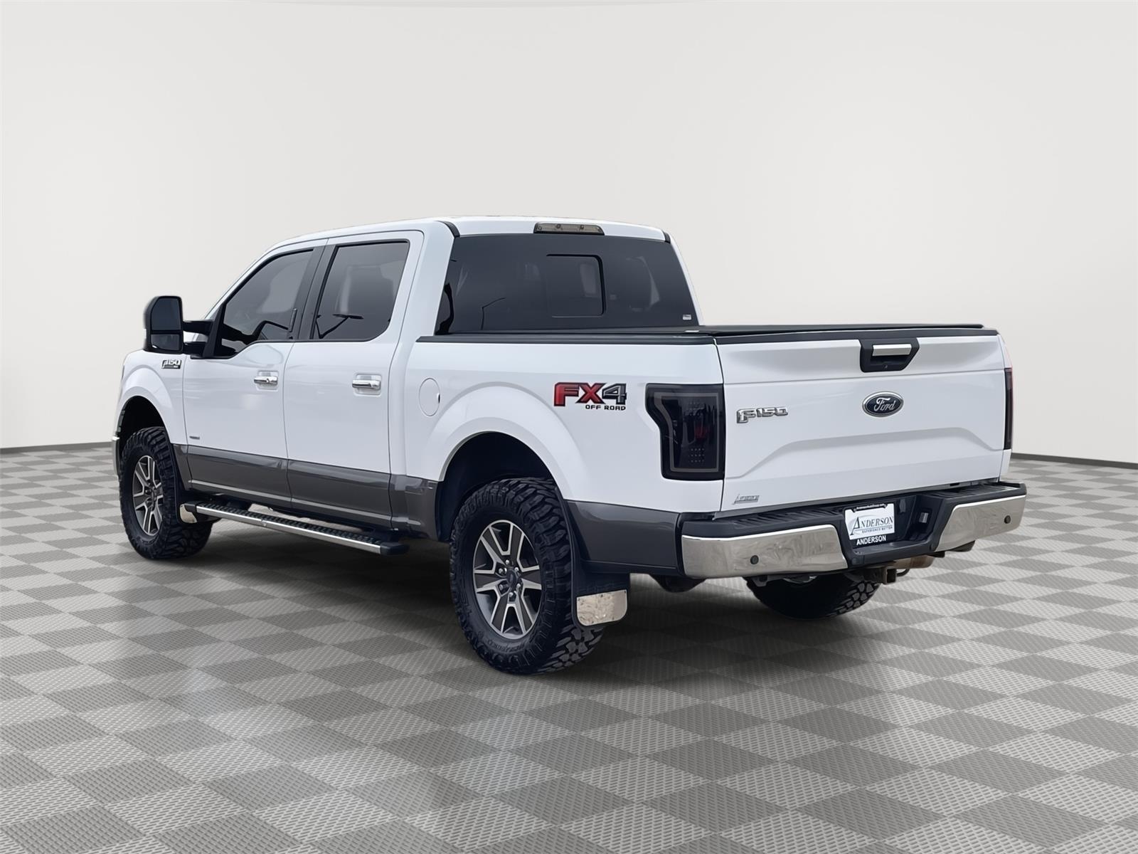 View vehicle photo 4