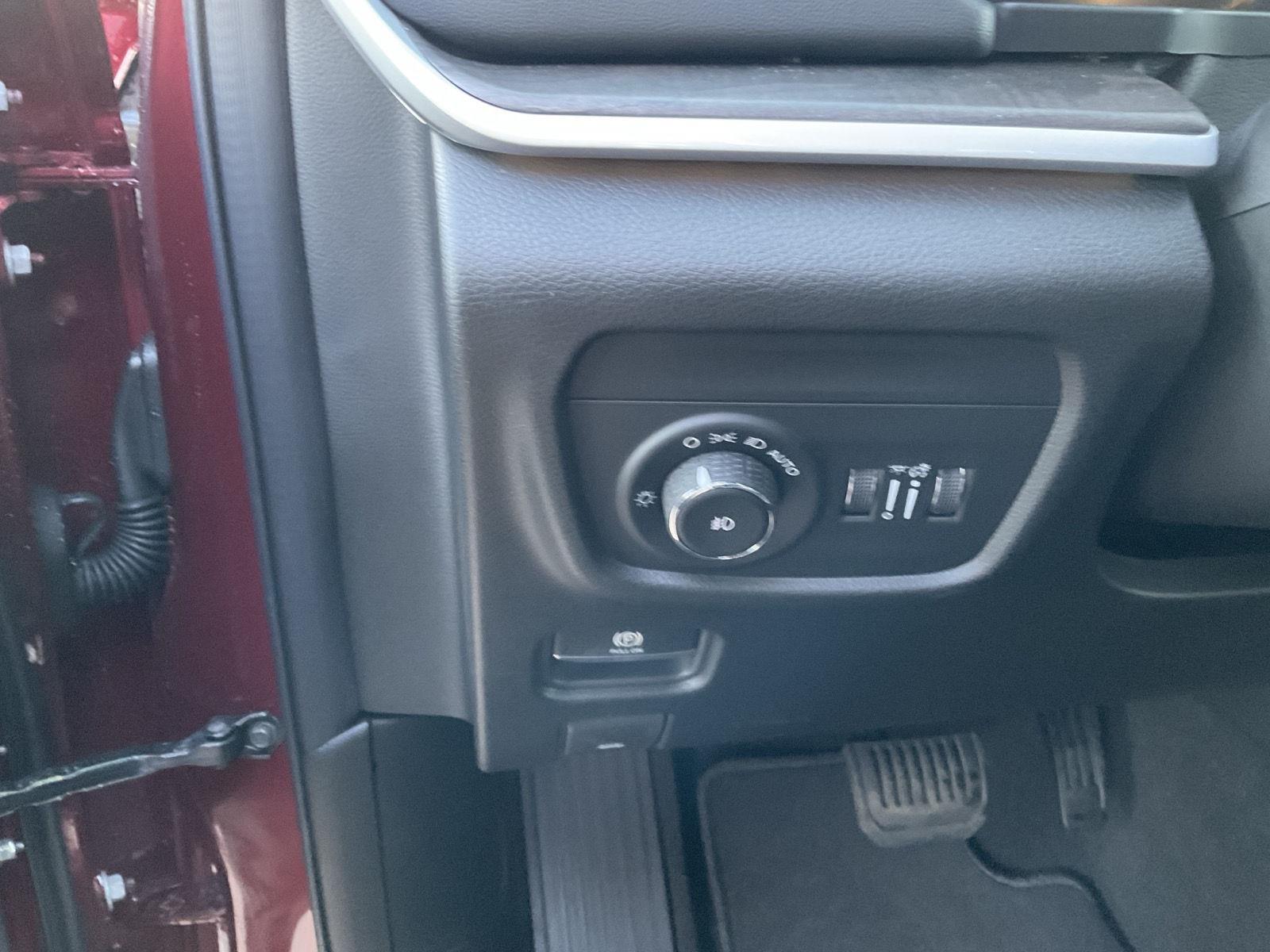 New 2026 Jeep Grand Cherokee L for sale in Grand Island NE