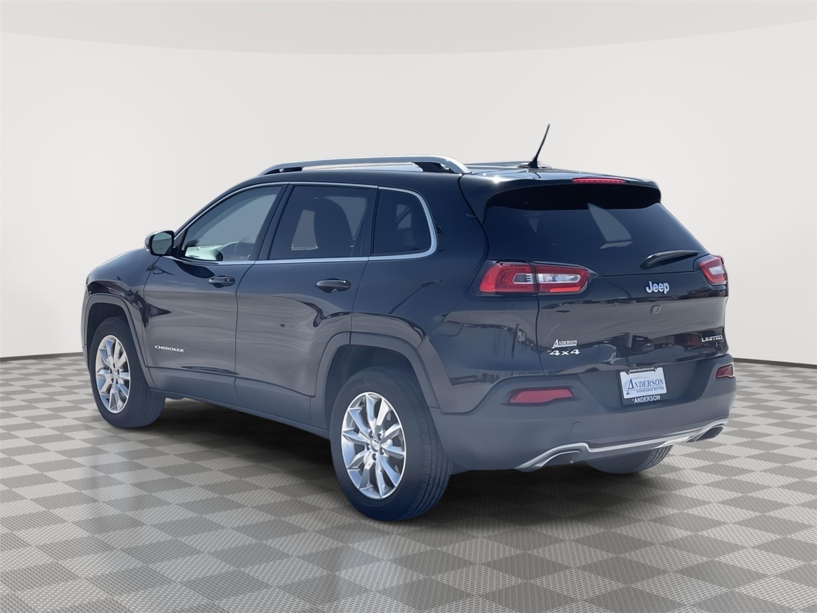 Pre-Owned 2015 Jeep Cherokee for sale in Grand Island NE