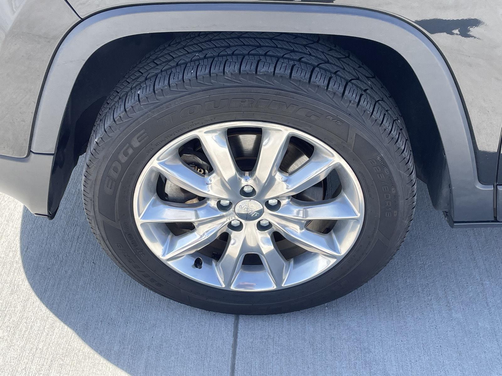 Pre-Owned 2015 Jeep Cherokee for sale in Grand Island NE