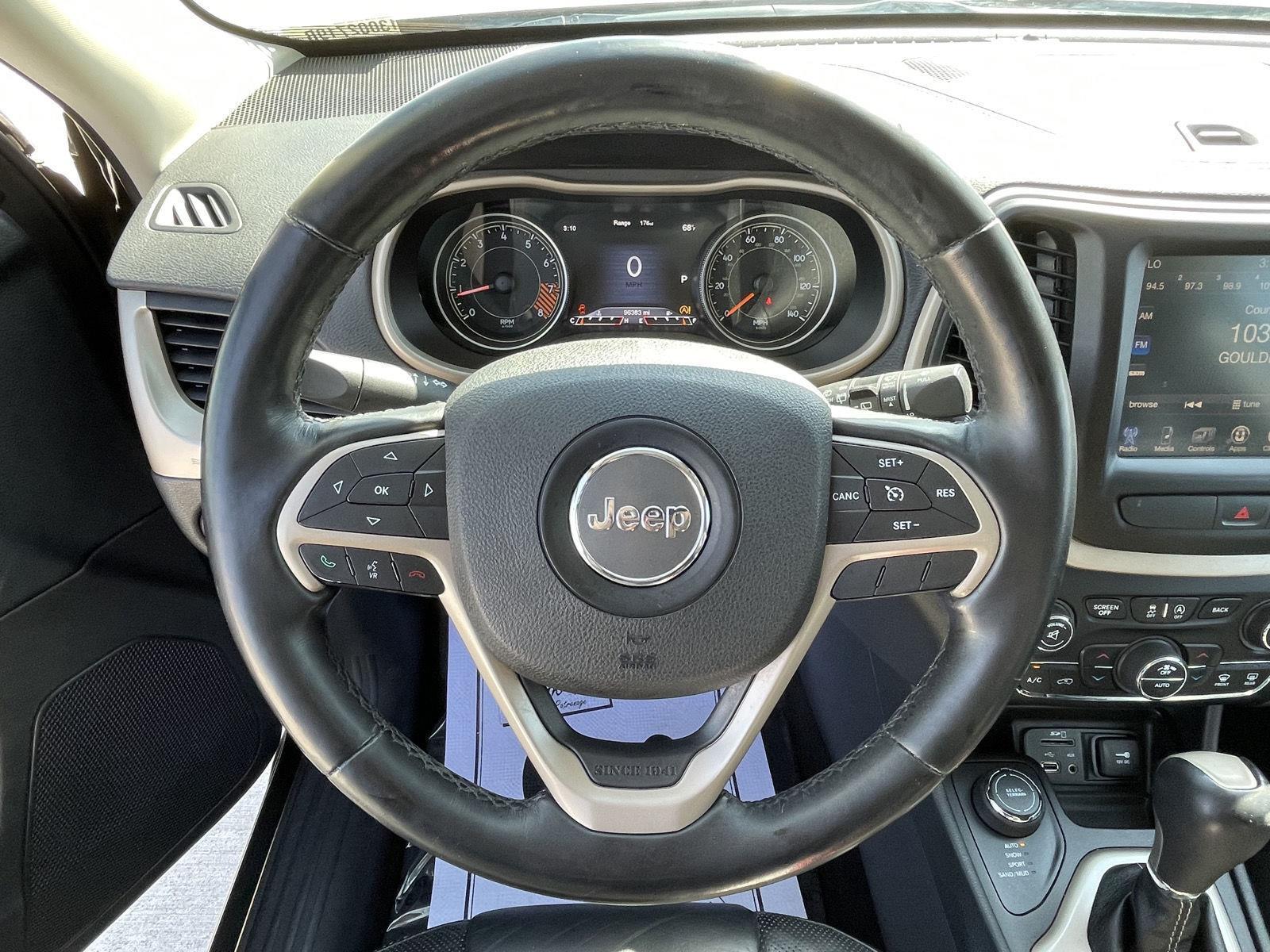 Pre-Owned 2015 Jeep Cherokee for sale in Grand Island NE