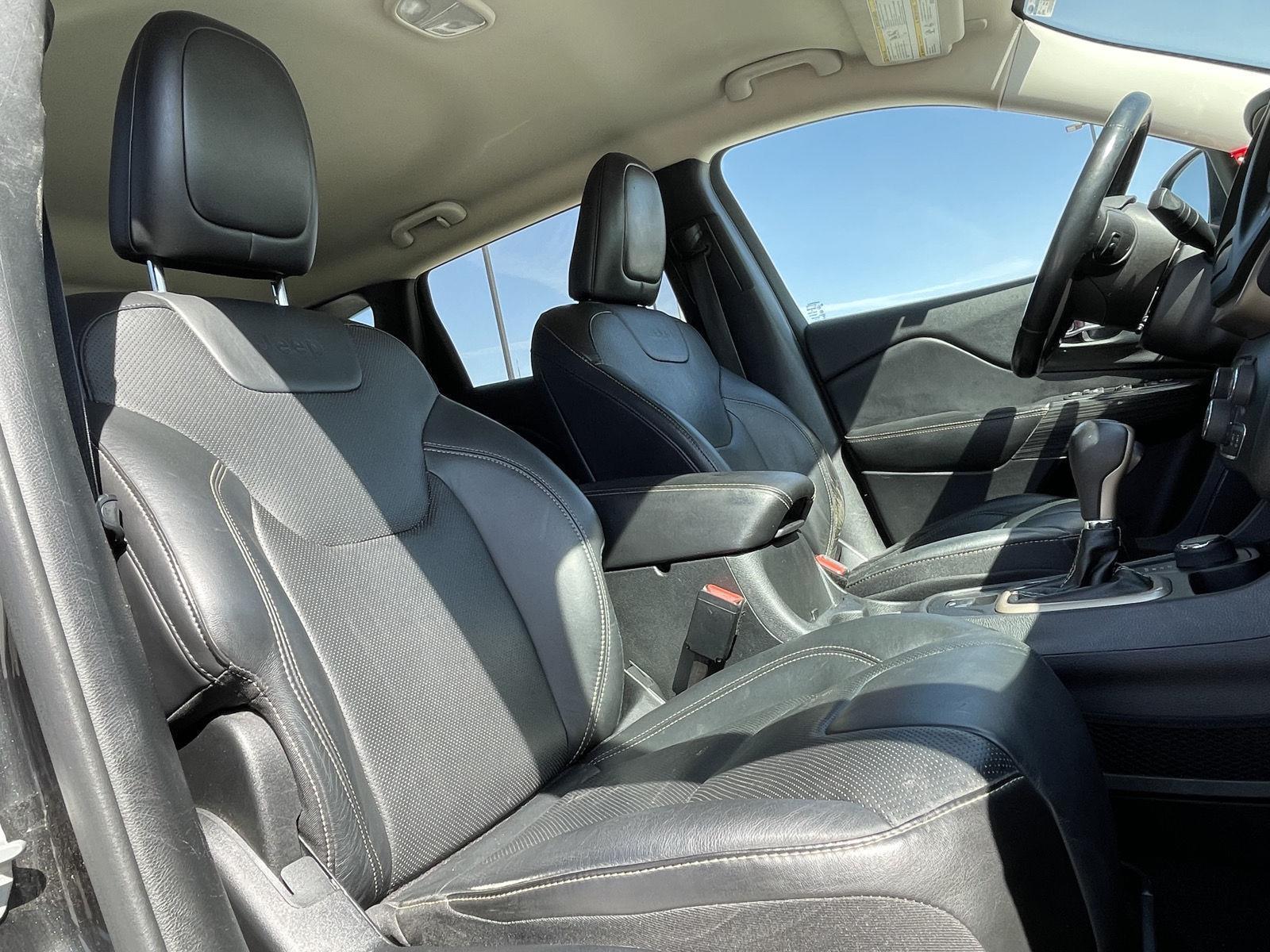 Pre-Owned 2015 Jeep Cherokee for sale in Grand Island NE