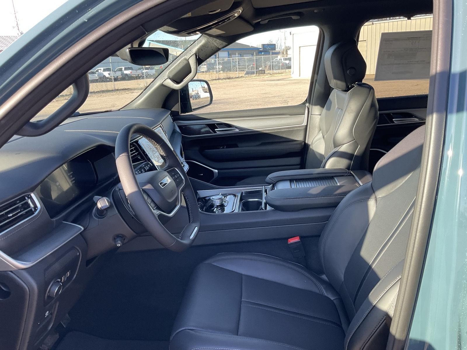 New 2026 Jeep Grand Wagoneer for sale in Grand Island NE