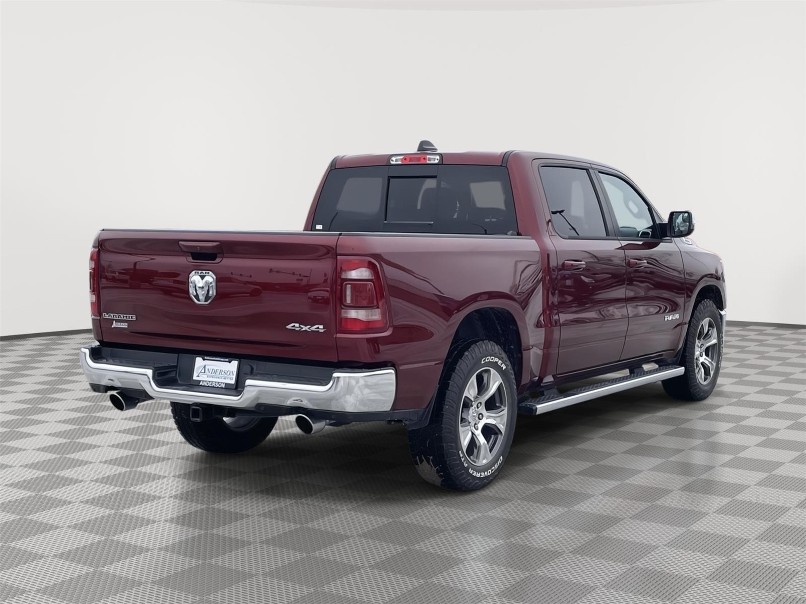 View vehicle photo 6