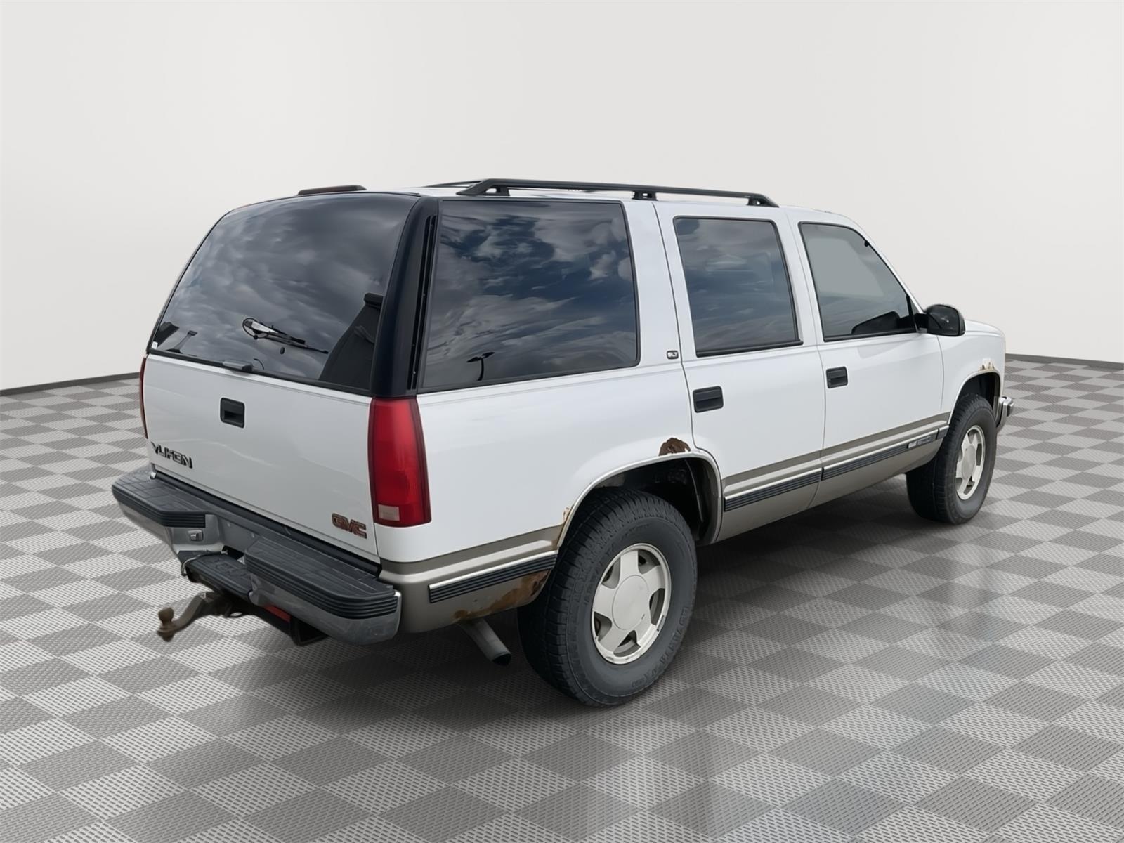 Pre-Owned 1999 GMC Yukon for sale in Grand Island NE