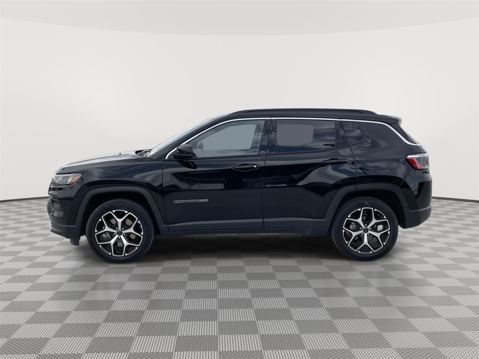 Used 2025 Jeep Compass for sale in Grand Island NE