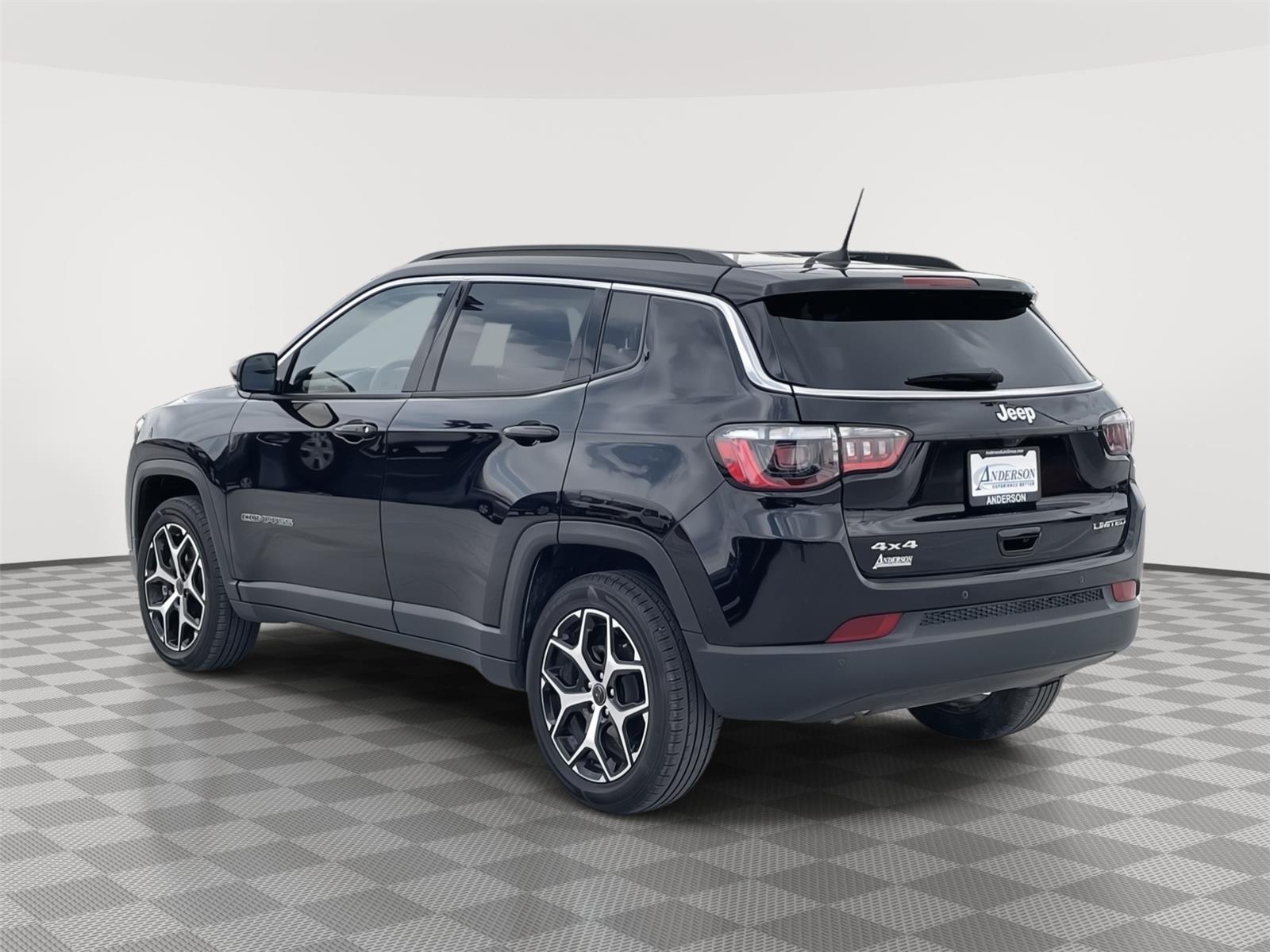 Used 2025 Jeep Compass for sale in Grand Island NE