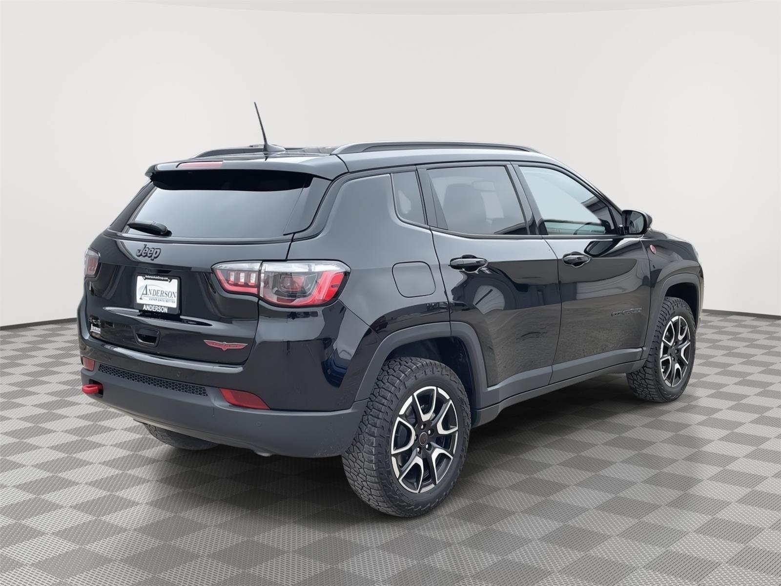 Used 2025 Jeep Compass for sale in Grand Island NE