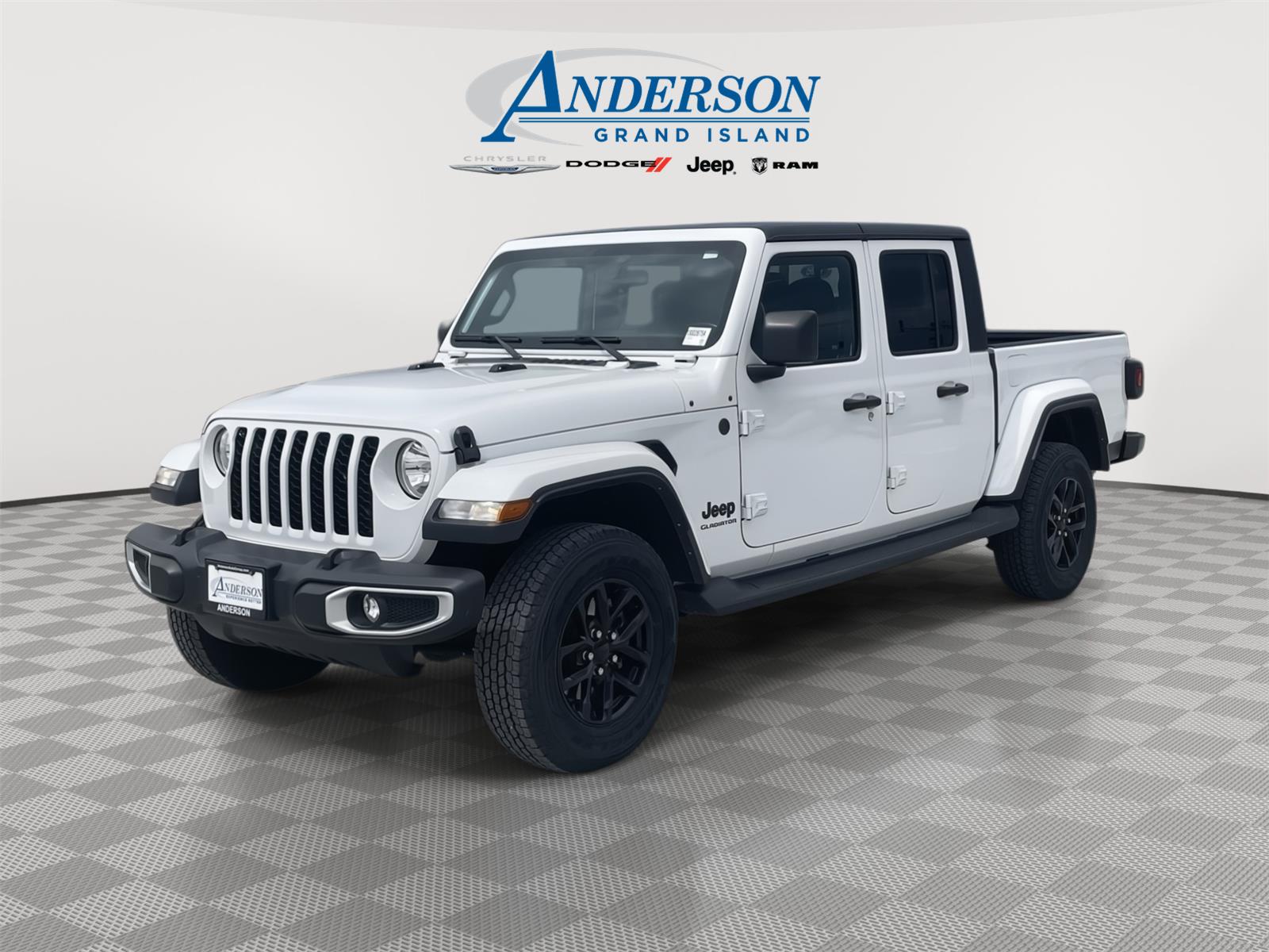 Bright White Clearcoat 2022 Jeep Gladiator Sport S Crew Cab 4WD Pickup Truck Four-Wheel Drive 8-Speed Automatic