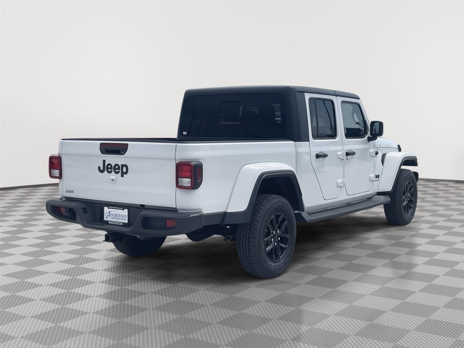 Used 2022 Jeep Gladiator for sale in Grand Island NE