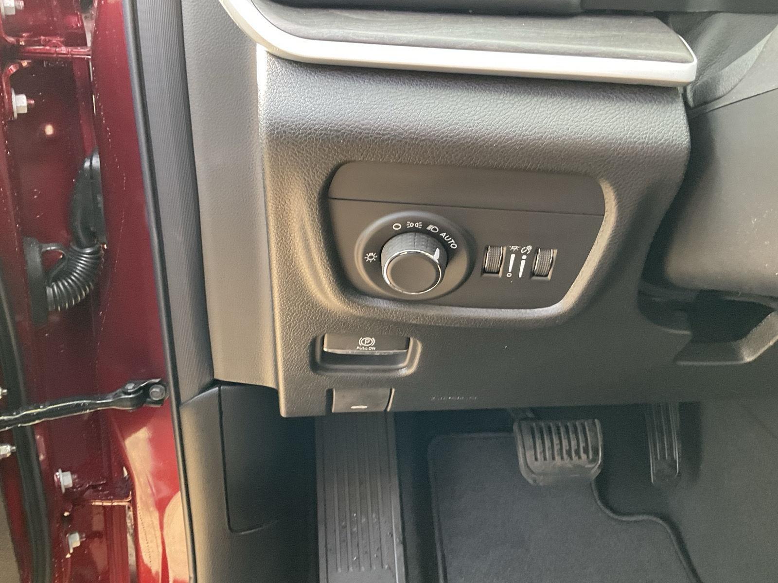 New 2026 Jeep Grand Cherokee L for sale in Grand Island NE