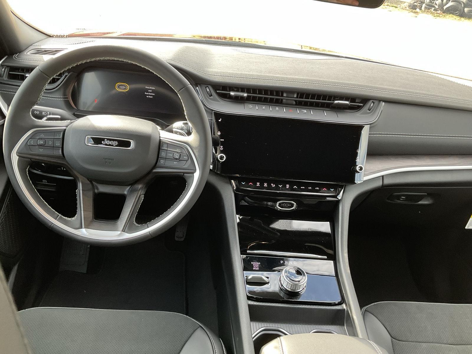 New 2026 Jeep Grand Cherokee L for sale in Grand Island NE