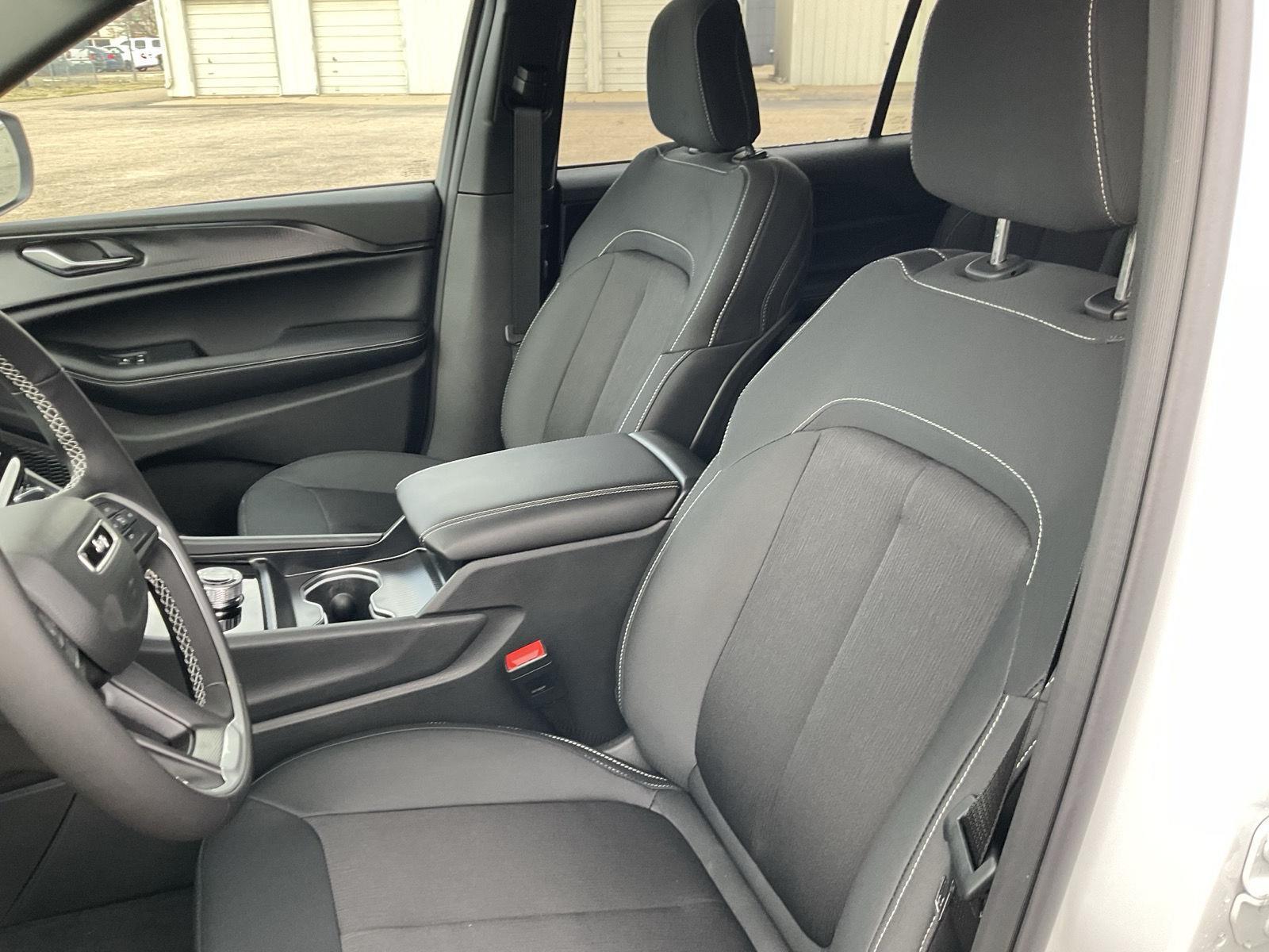 New 2026 Jeep Grand Cherokee L for sale in Grand Island NE