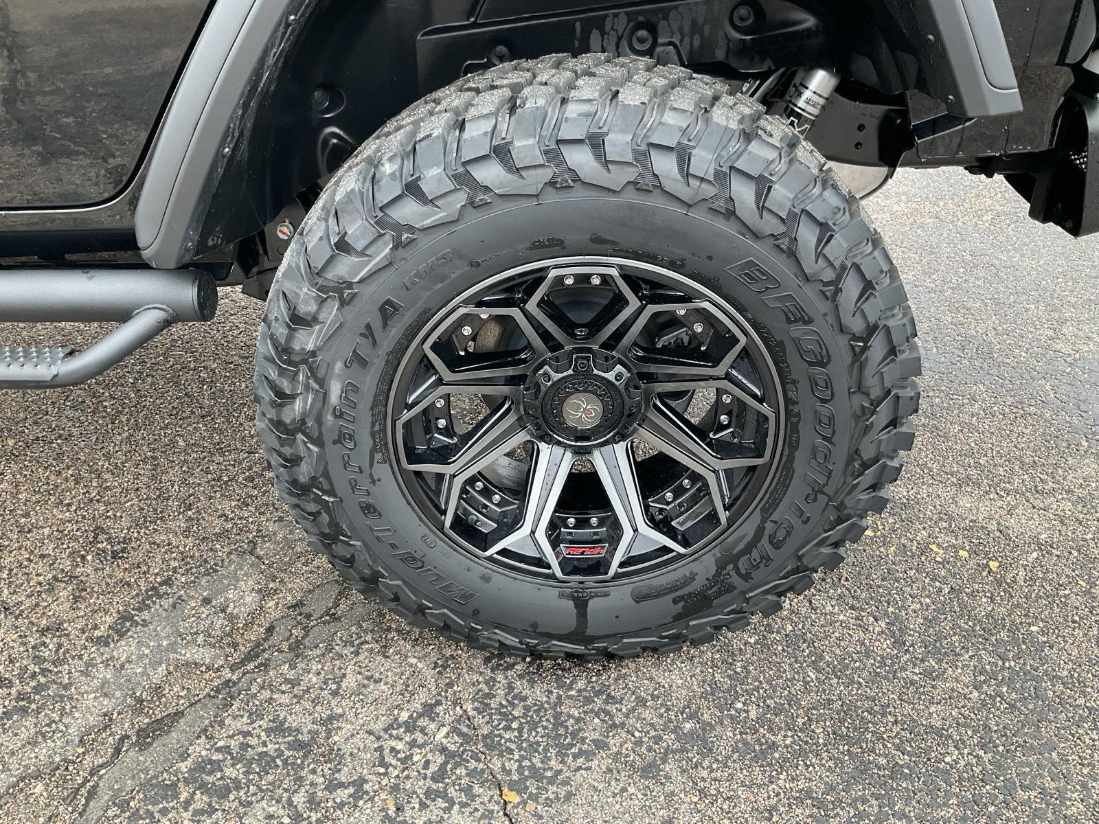 New 2026 Jeep Wrangler for sale in Grand Island NE