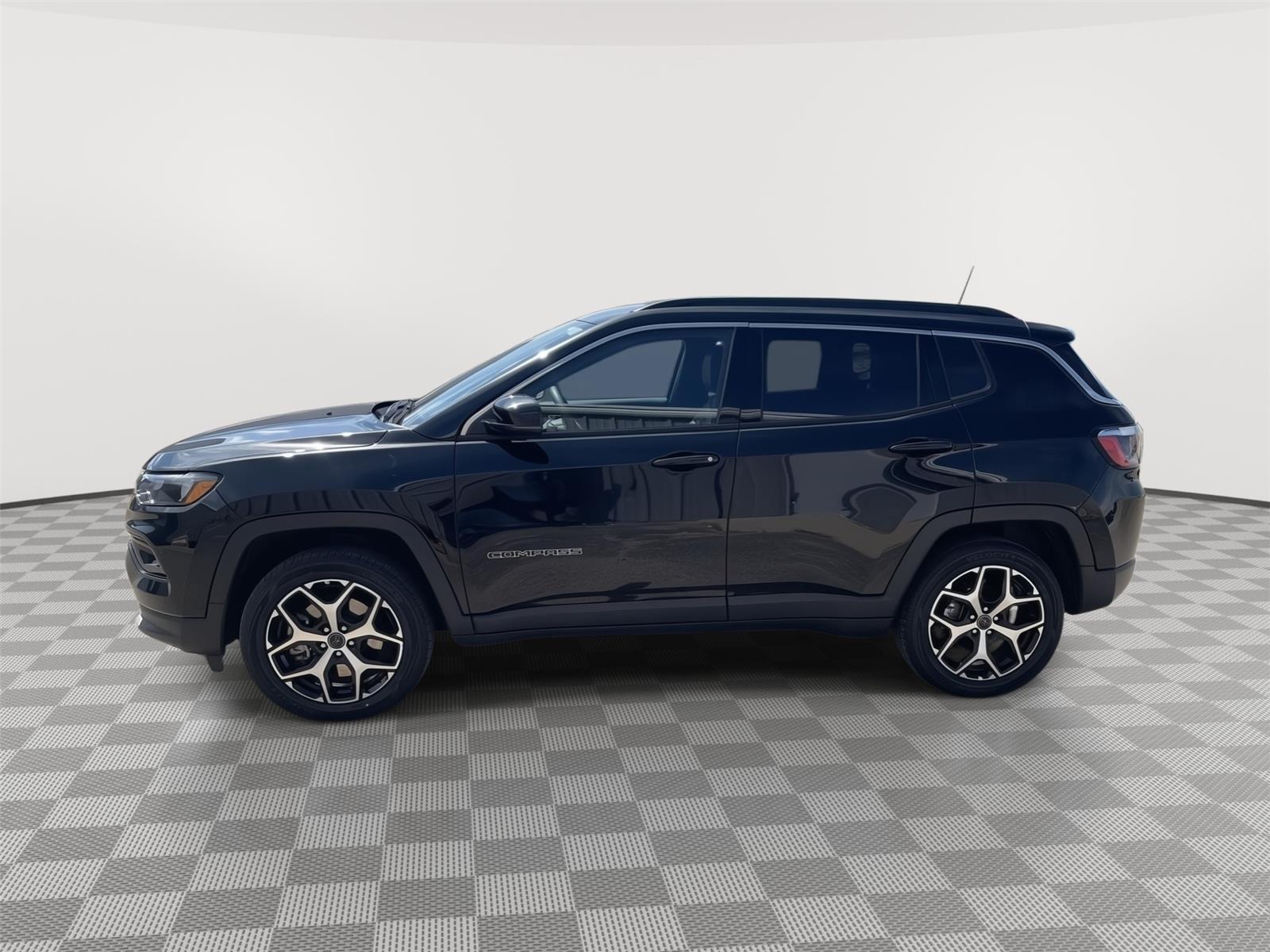 Used 2025 Jeep Compass for sale in Grand Island NE