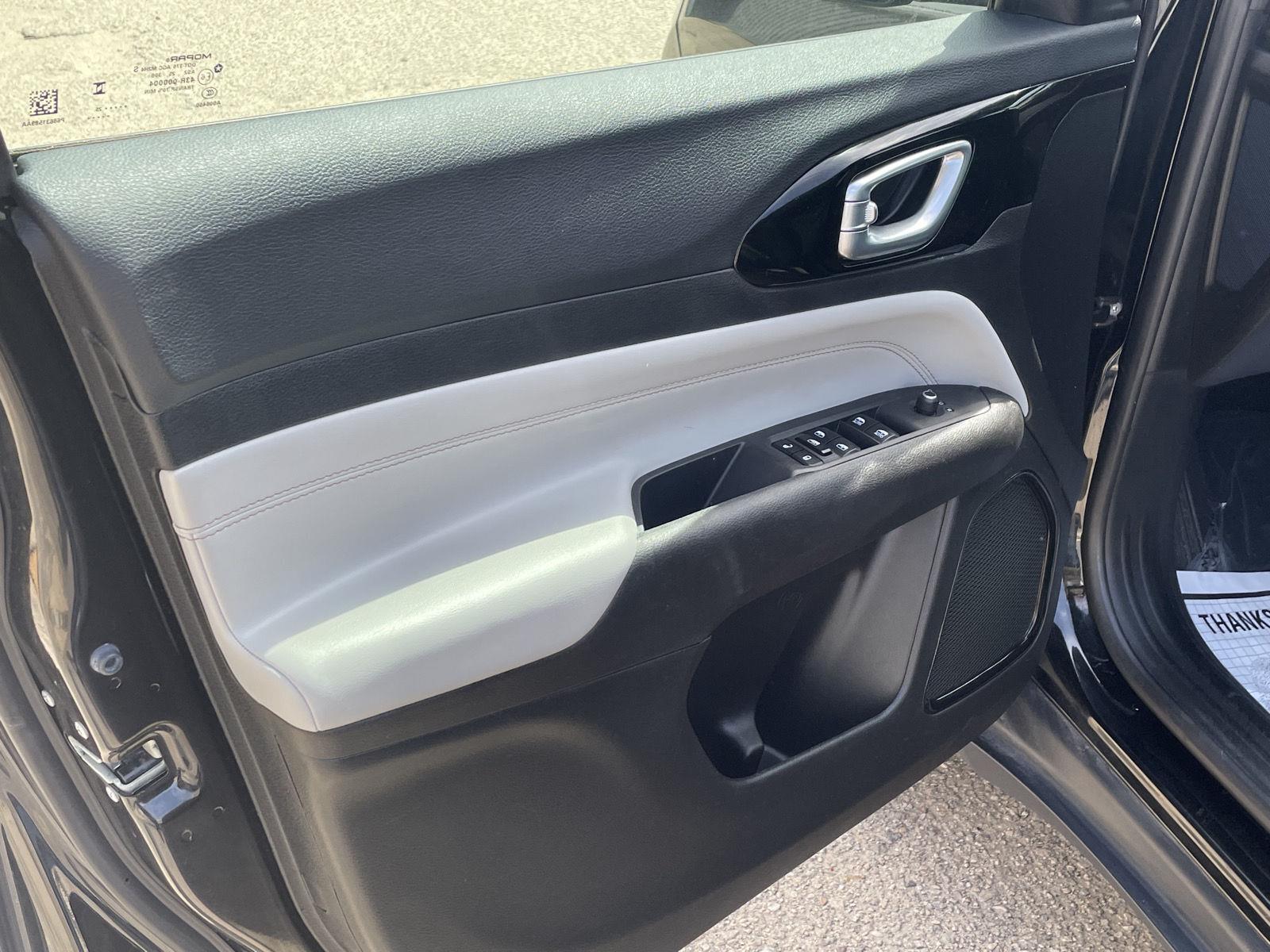 Used 2025 Jeep Compass for sale in Grand Island NE