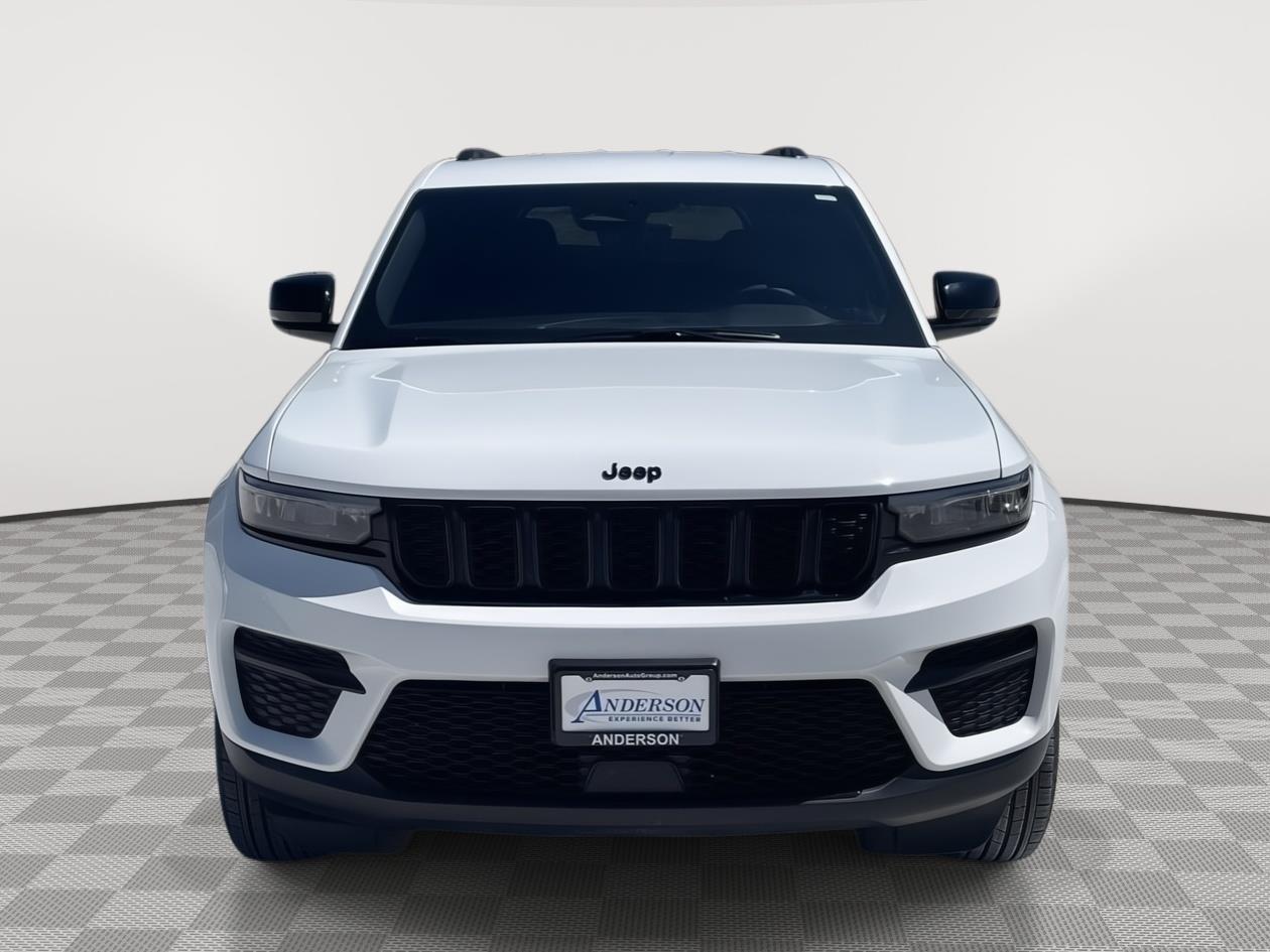 Used 2025 Jeep Grand Cherokee for sale in Grand Island NE