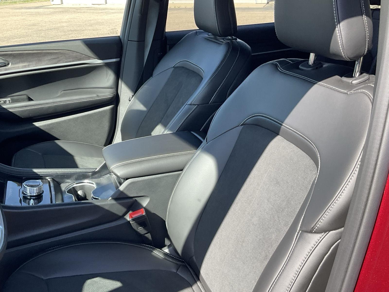 New 2026 Jeep Grand Cherokee L for sale in Grand Island NE