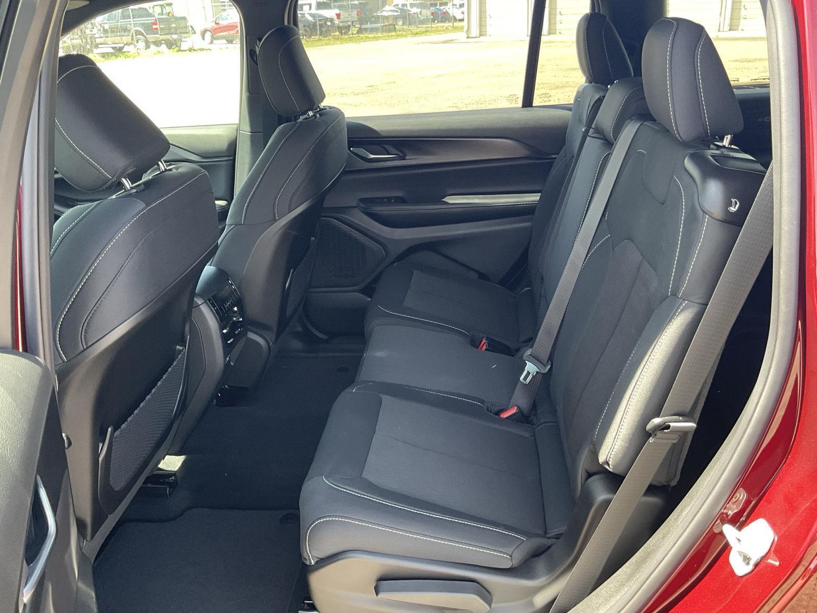 New 2026 Jeep Grand Cherokee L for sale in Grand Island NE
