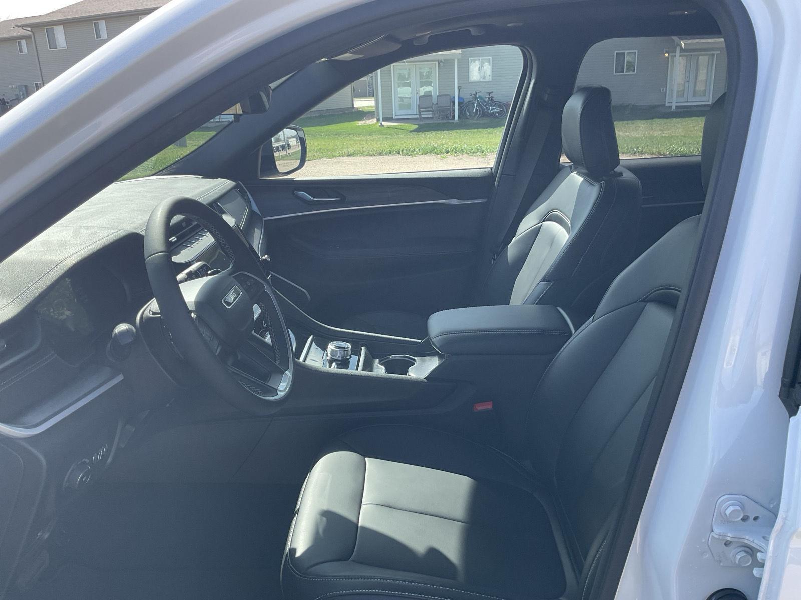 New 2026 Jeep Grand Cherokee L for sale in Grand Island NE