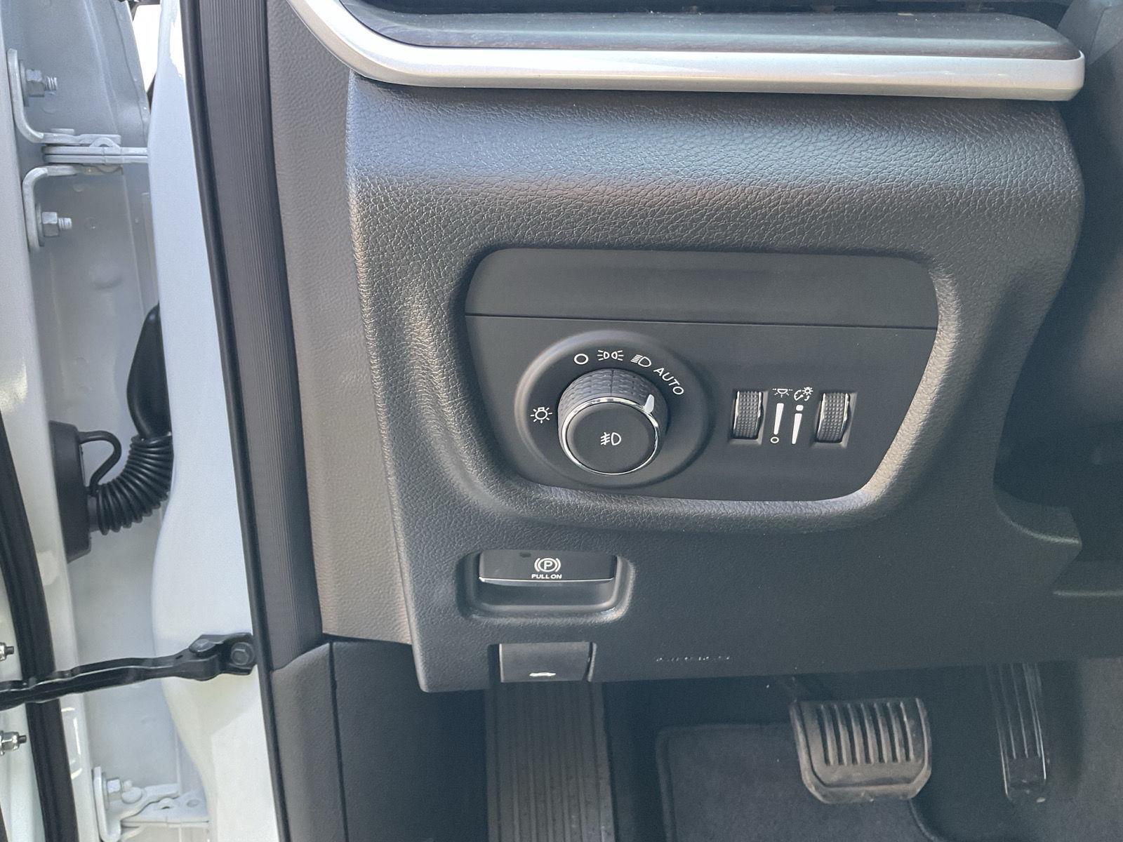New 2026 Jeep Grand Cherokee L for sale in Grand Island NE
