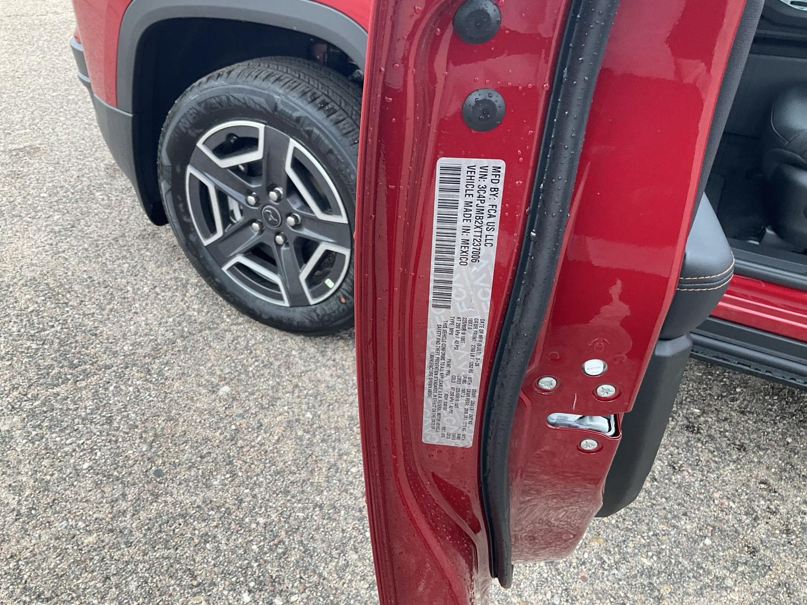 New 2026 Jeep Cherokee for sale in Grand Island NE