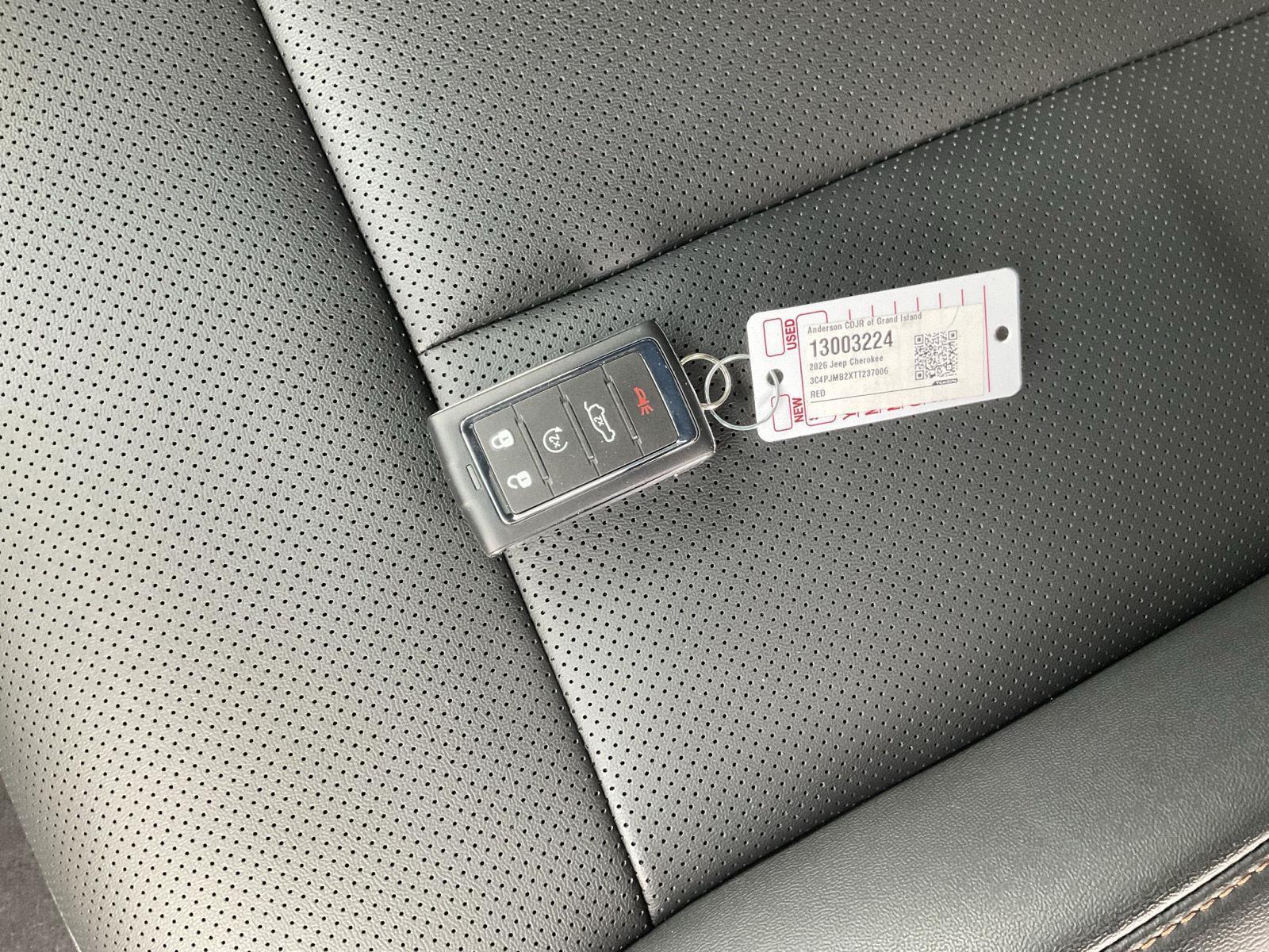 New 2026 Jeep Cherokee for sale in Grand Island NE