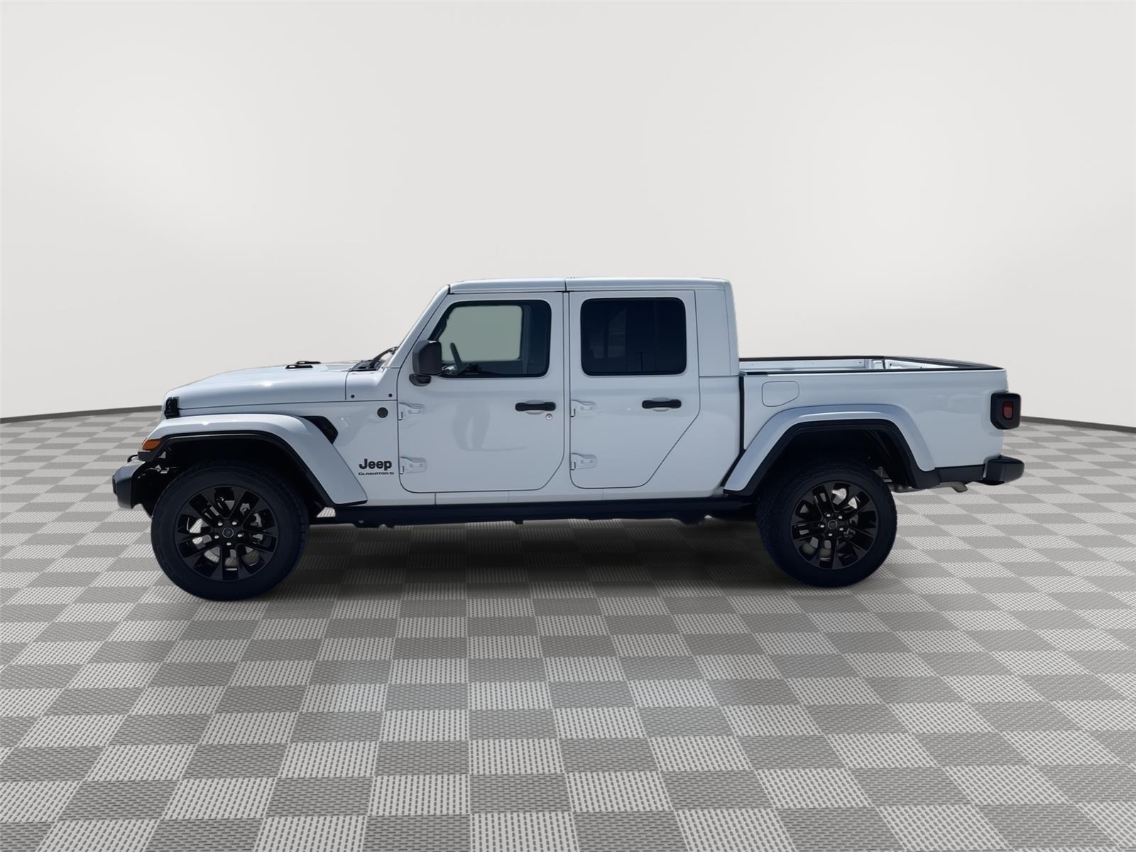 Used 2025 Jeep Gladiator for sale in Grand Island NE