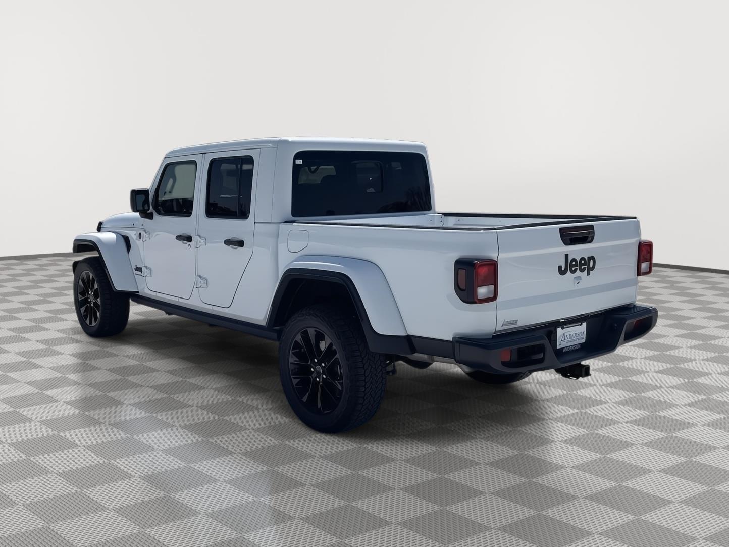 Used 2025 Jeep Gladiator for sale in Grand Island NE