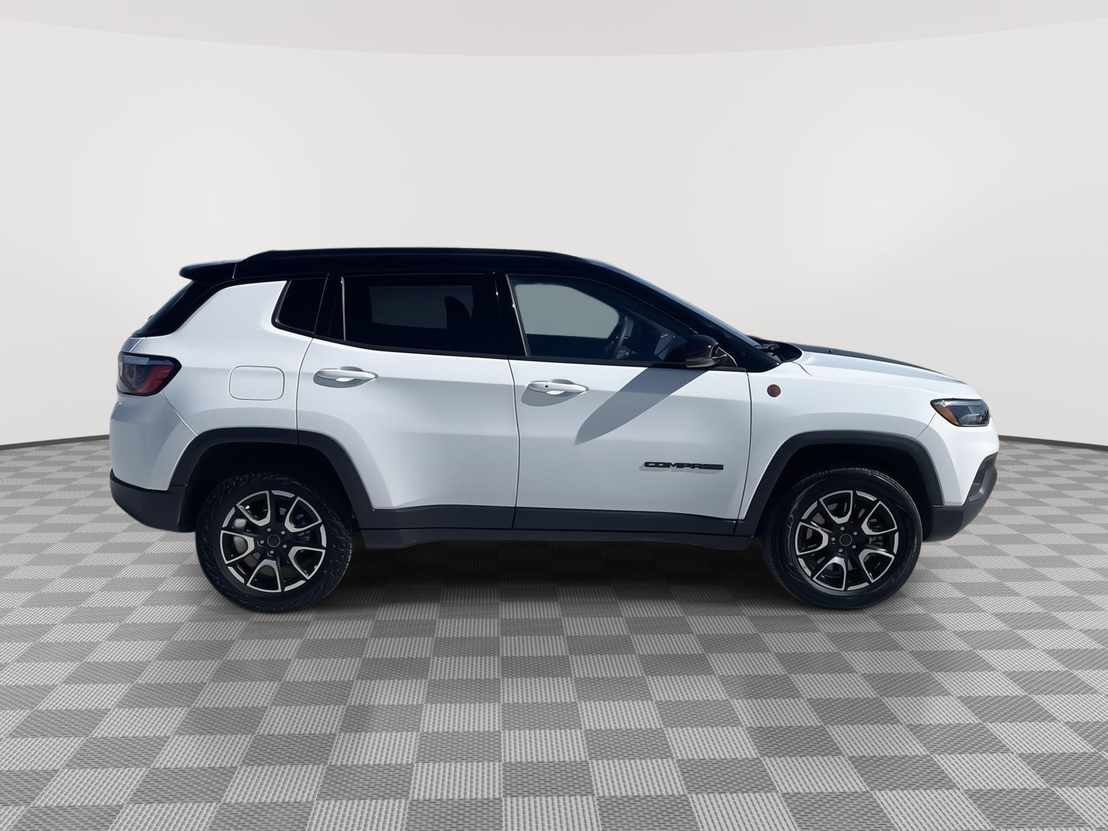 Used 2025 Jeep Compass for sale in Grand Island NE