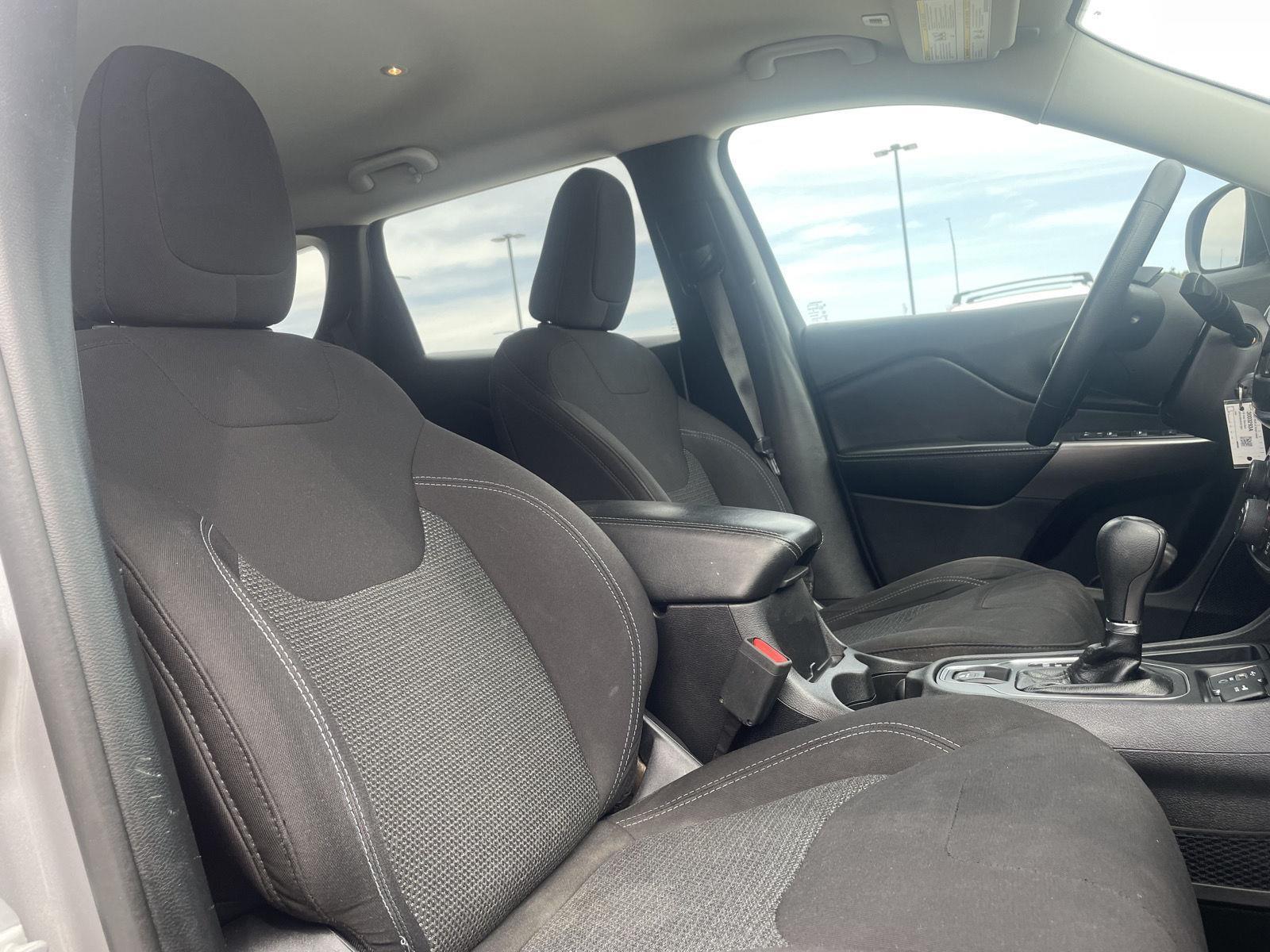 Used 2019 Jeep Cherokee for sale in Grand Island NE