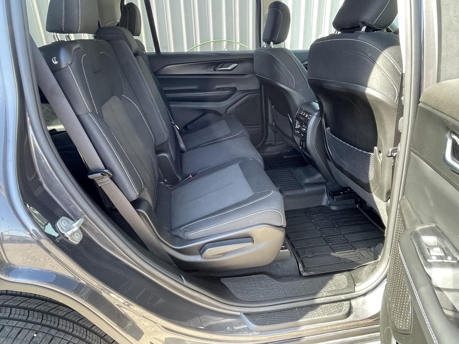 Used 2024 Jeep Grand Cherokee L for sale in Grand Island NE