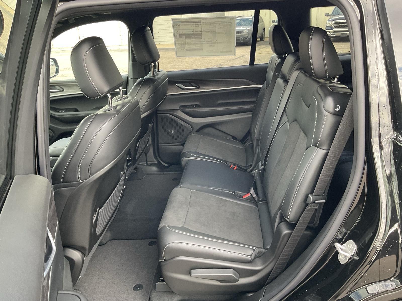 New 2026 Jeep Grand Cherokee L for sale in Grand Island NE