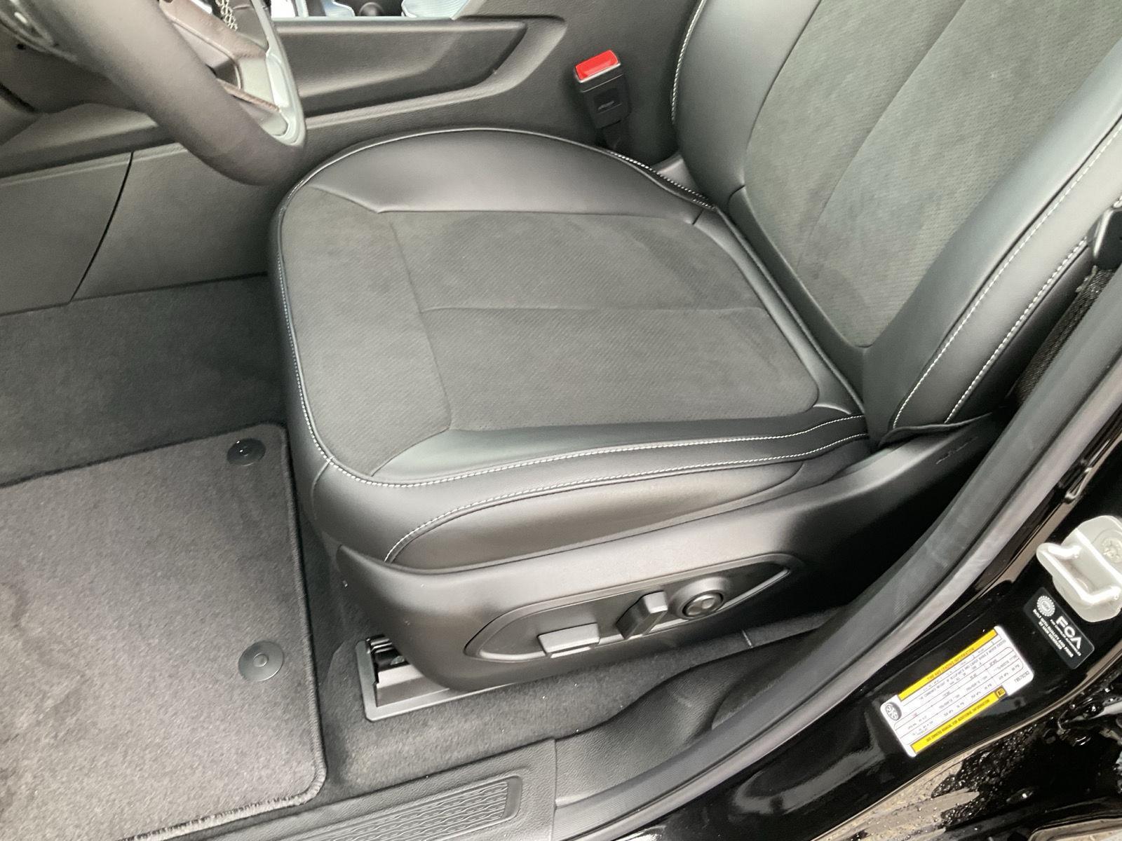 New 2026 Jeep Grand Cherokee L for sale in Grand Island NE