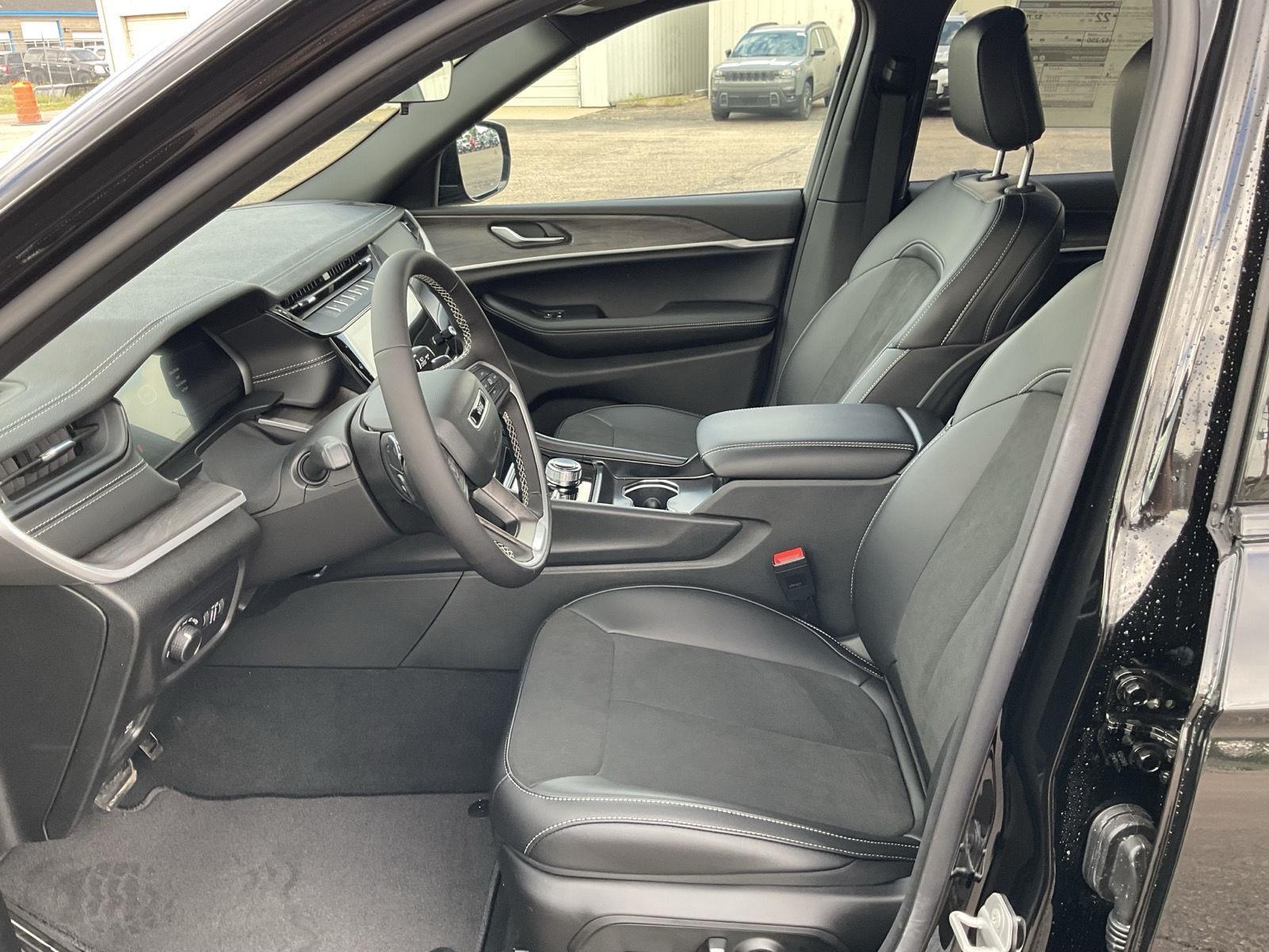 New 2026 Jeep Grand Cherokee L for sale in Grand Island NE