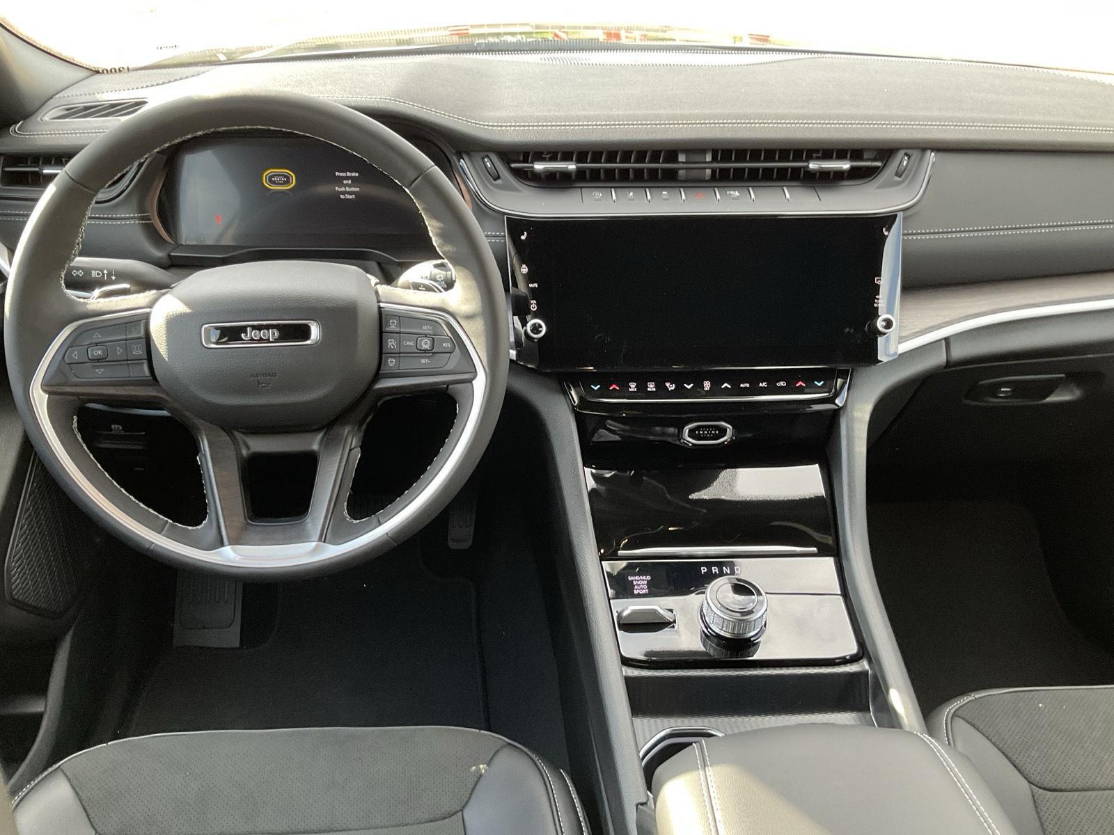 New 2026 Jeep Grand Cherokee L for sale in Grand Island NE