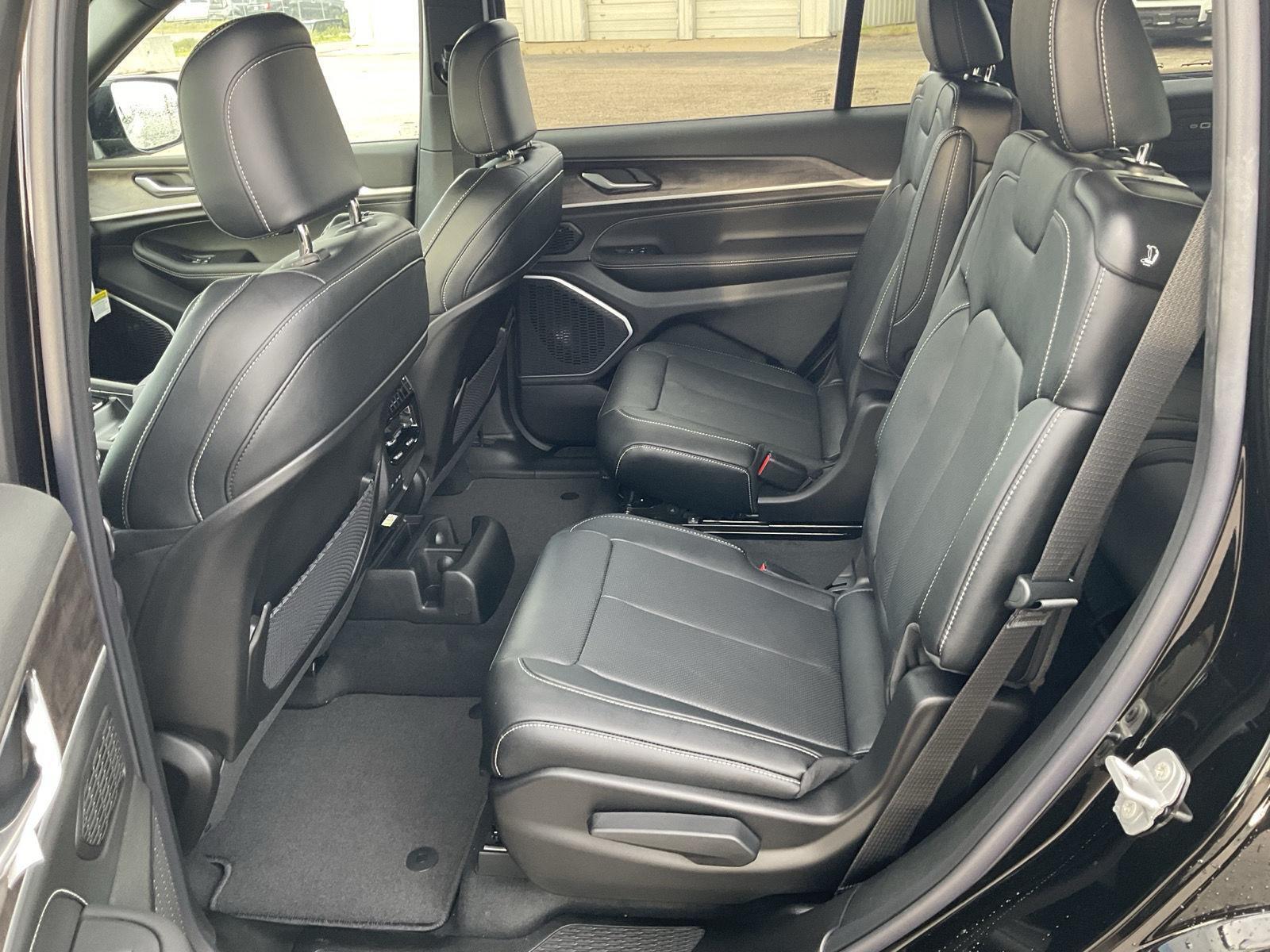 New 2026 Jeep Grand Cherokee L for sale in Grand Island NE