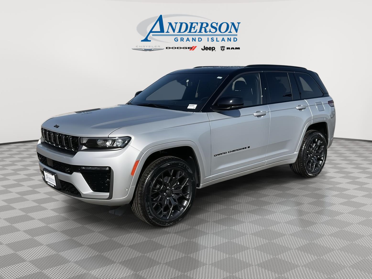 Silver Zynith 2026 Jeep Grand Cherokee Summit 4WD SUV / Crossover Four-Wheel Drive 8-Speed Automatic