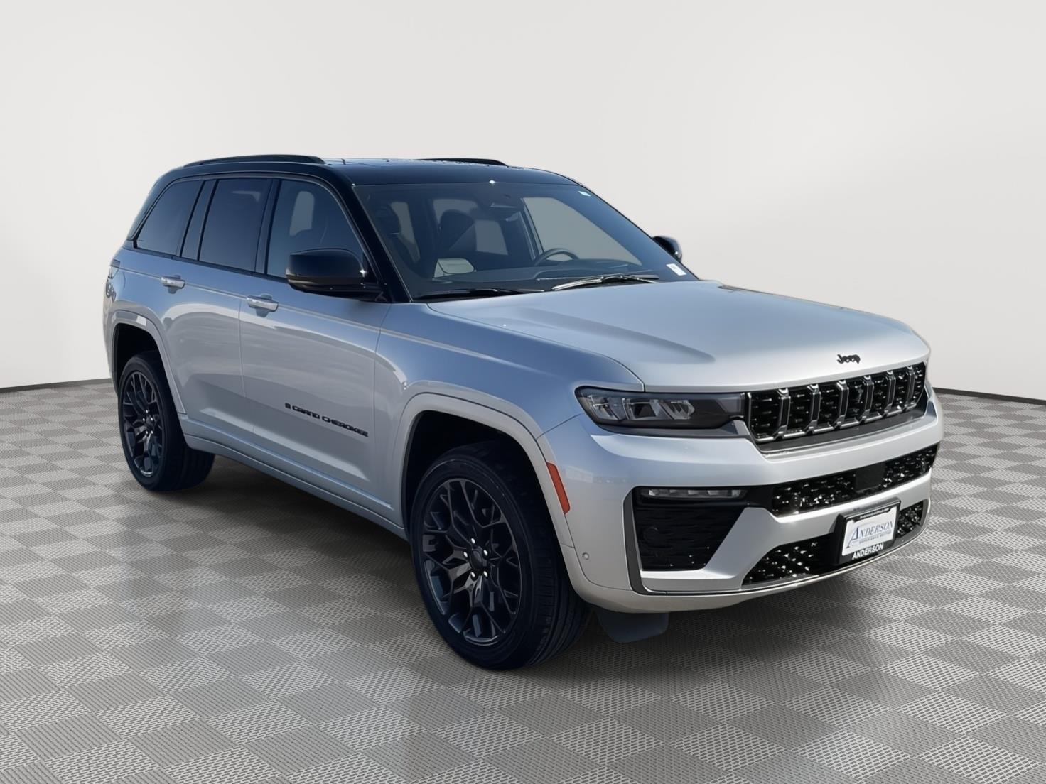 New 2026 Jeep Grand Cherokee for sale in Grand Island NE