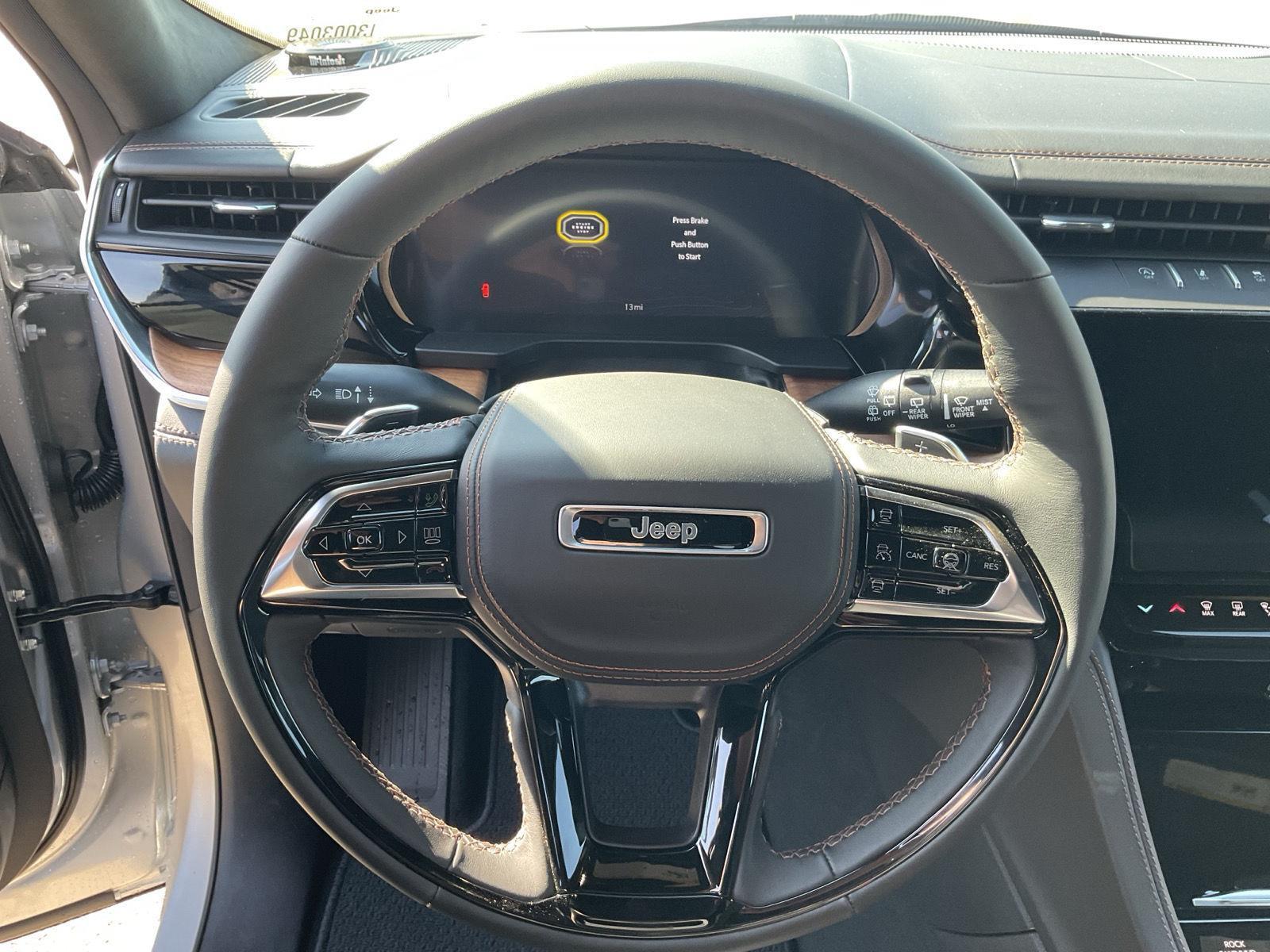 New 2026 Jeep Grand Cherokee for sale in Grand Island NE