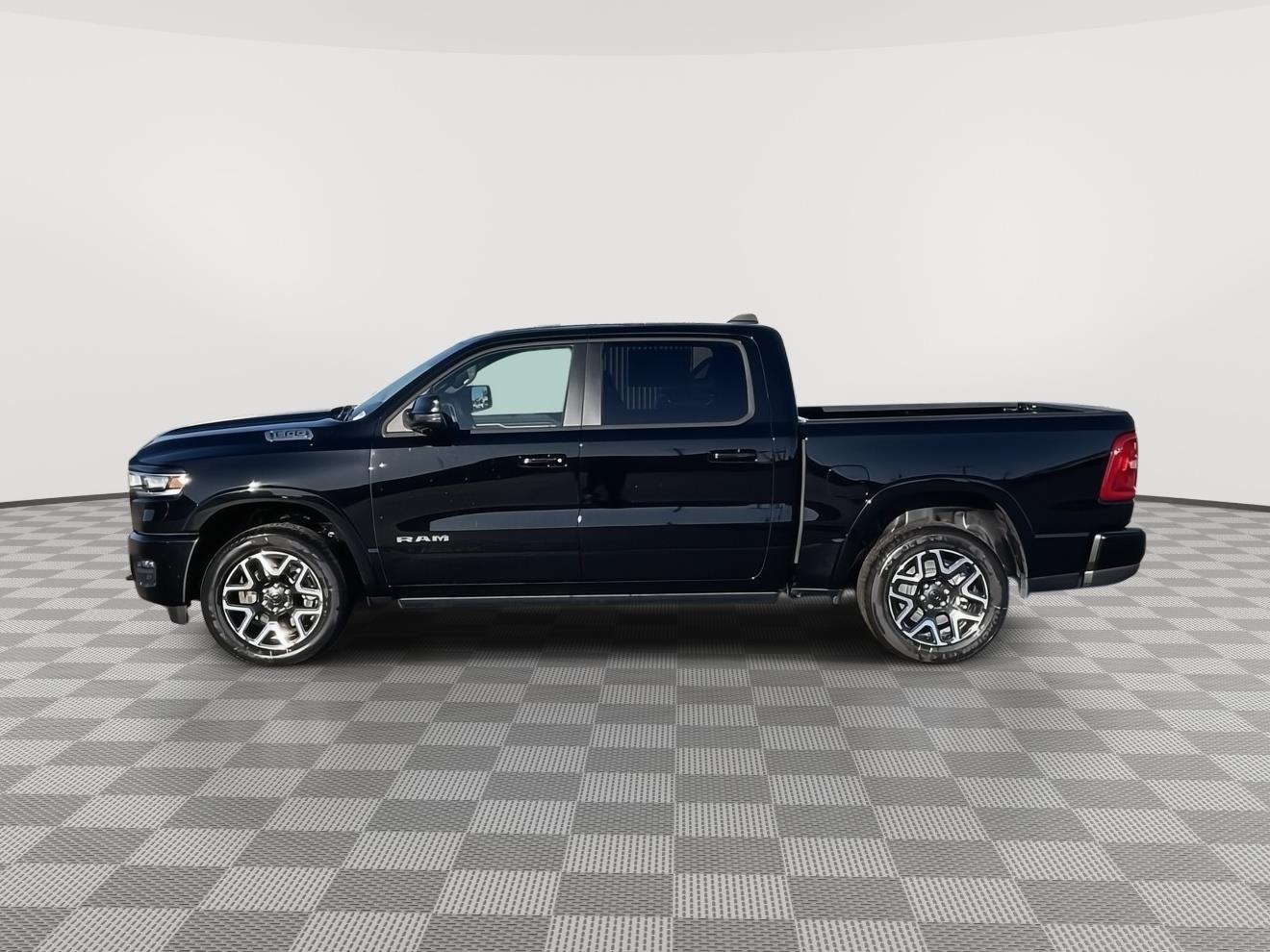 Vehicle photo 2