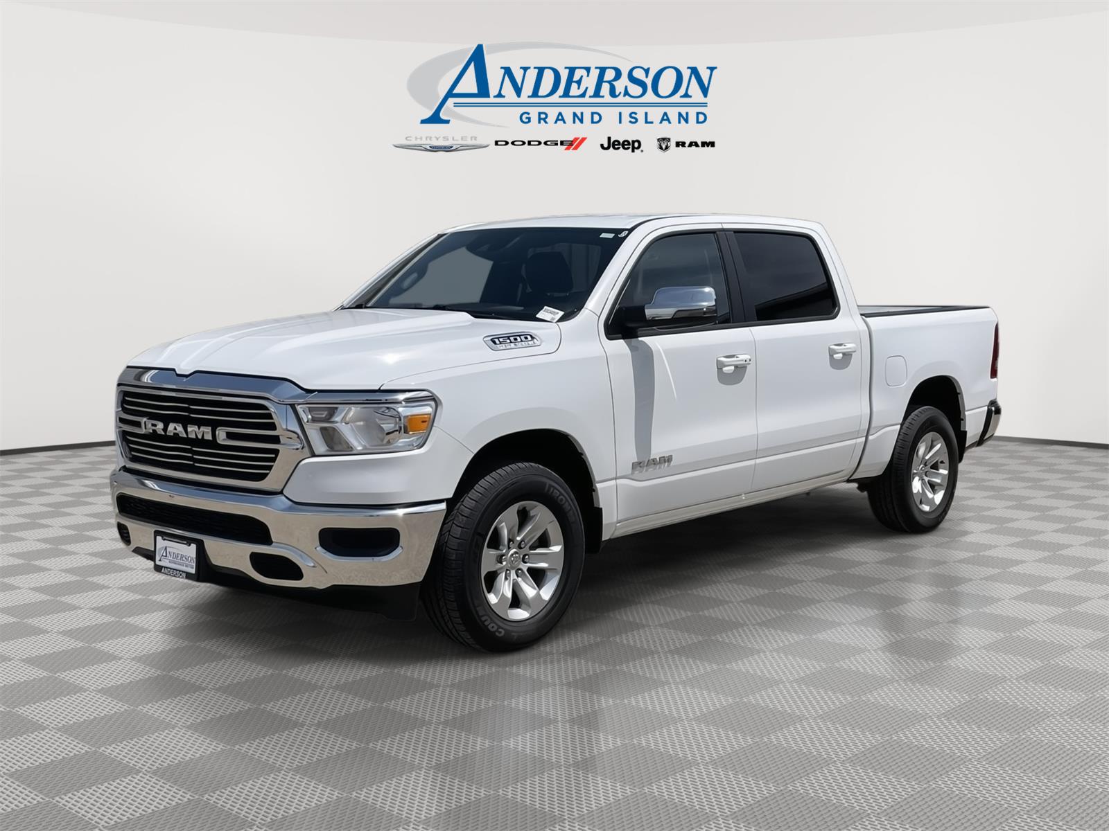 Bright White Clearcoat 2024 RAM 1500 Pickup Truck Four-Wheel Drive 8-Speed Automatic