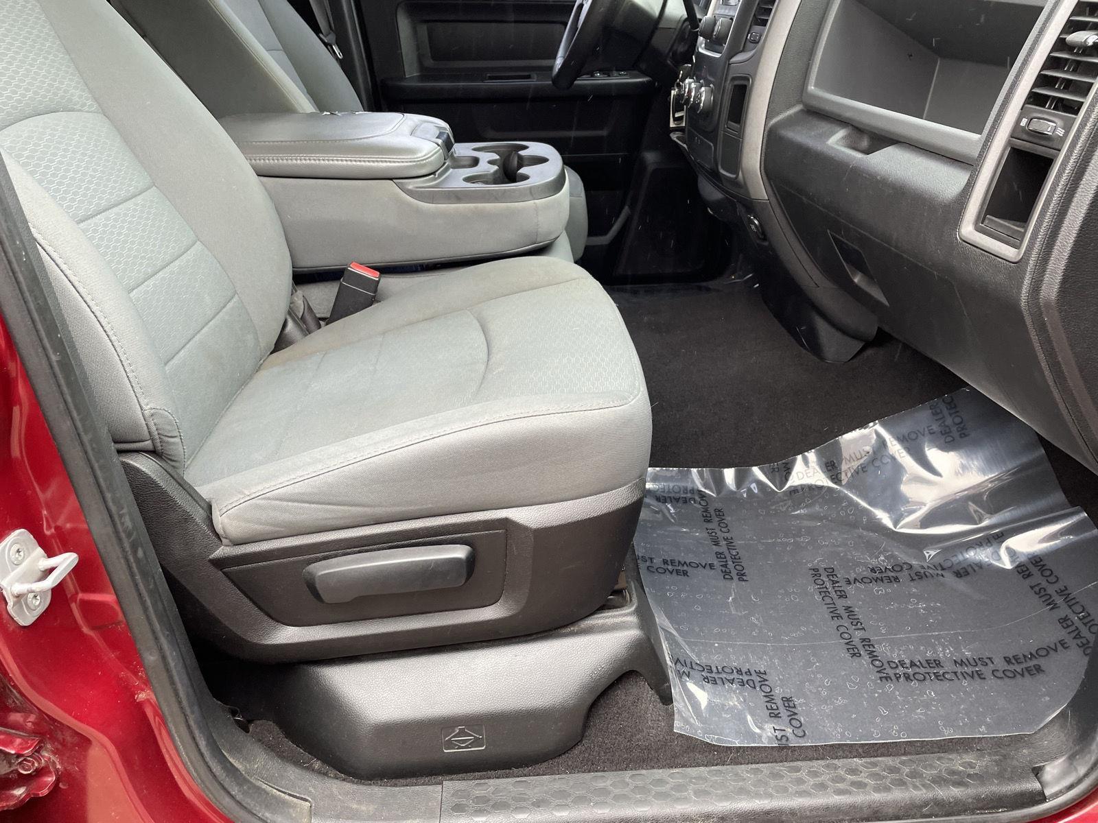 Vehicle photo 20