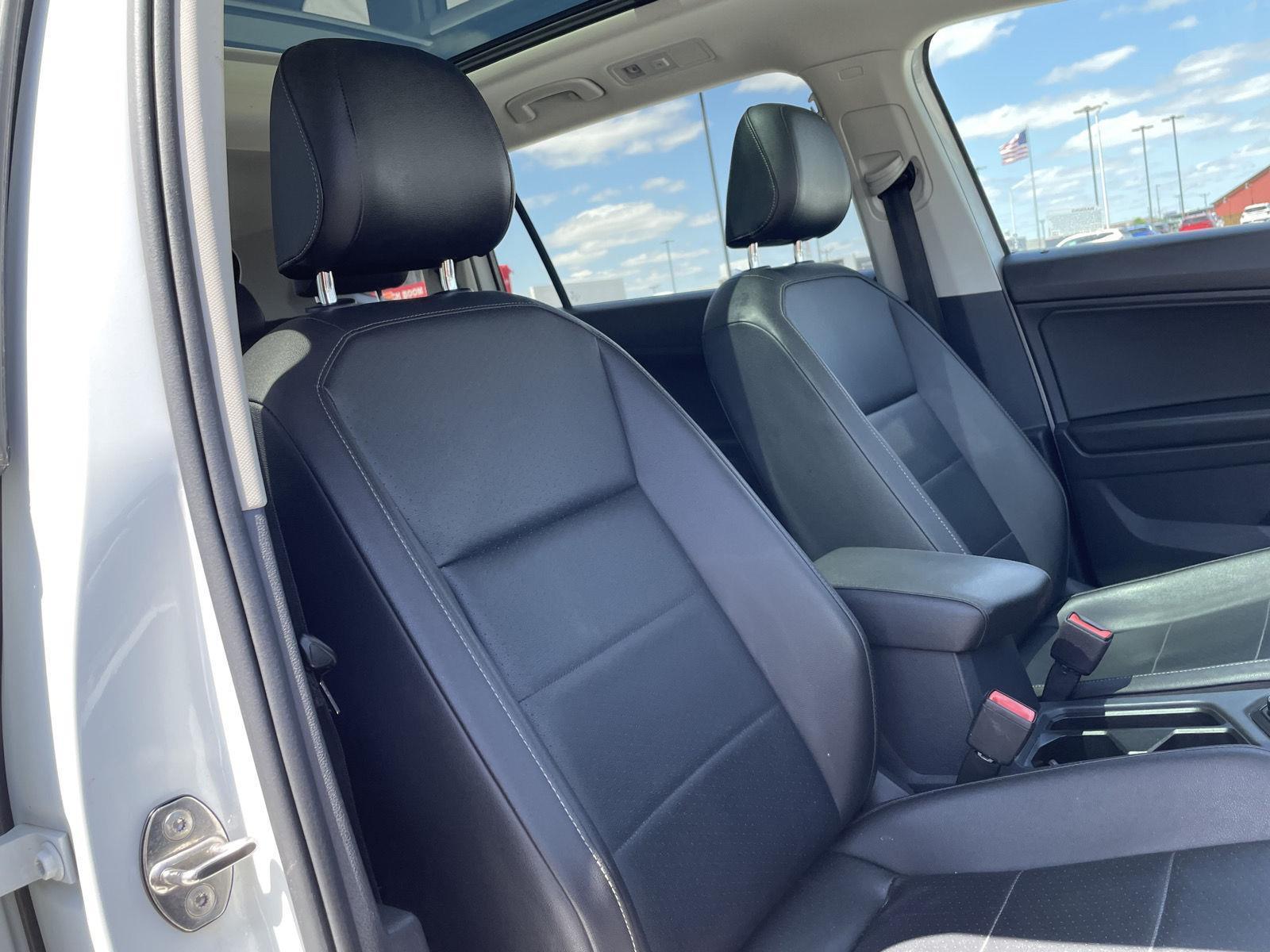 Vehicle photo 20