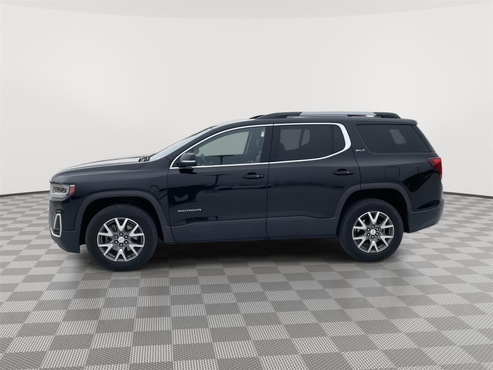 Used 2023 GMC Acadia for sale in Grand Island NE