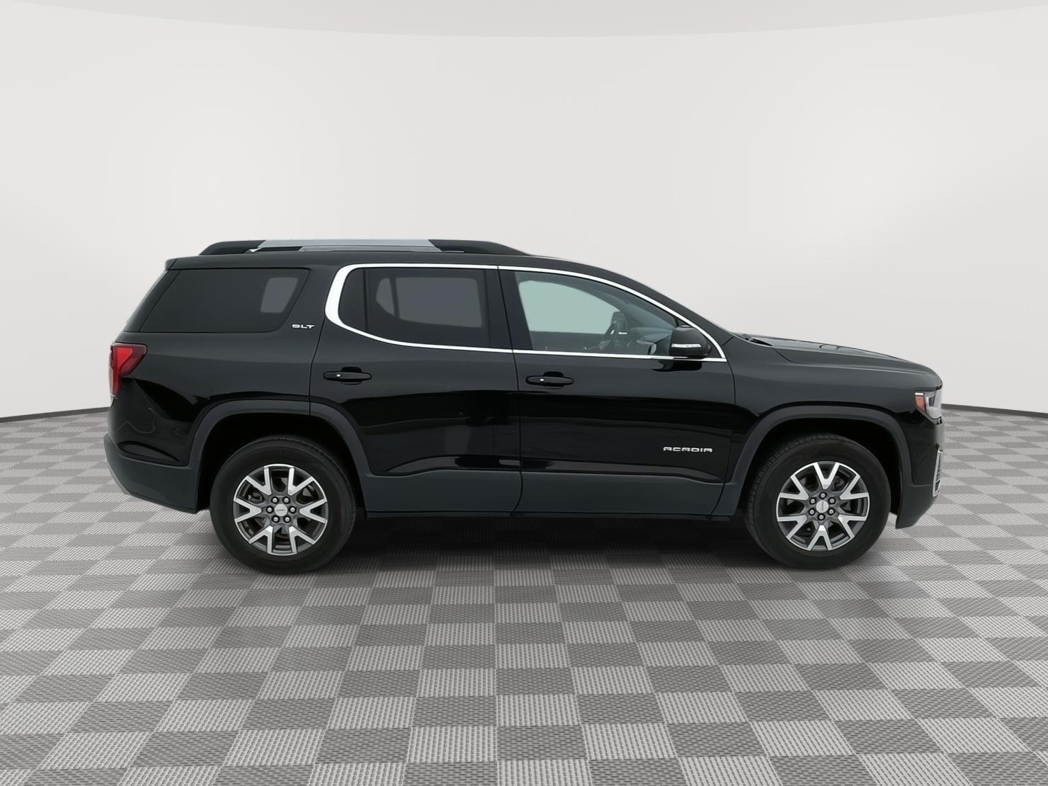 Used 2023 GMC Acadia for sale in Grand Island NE
